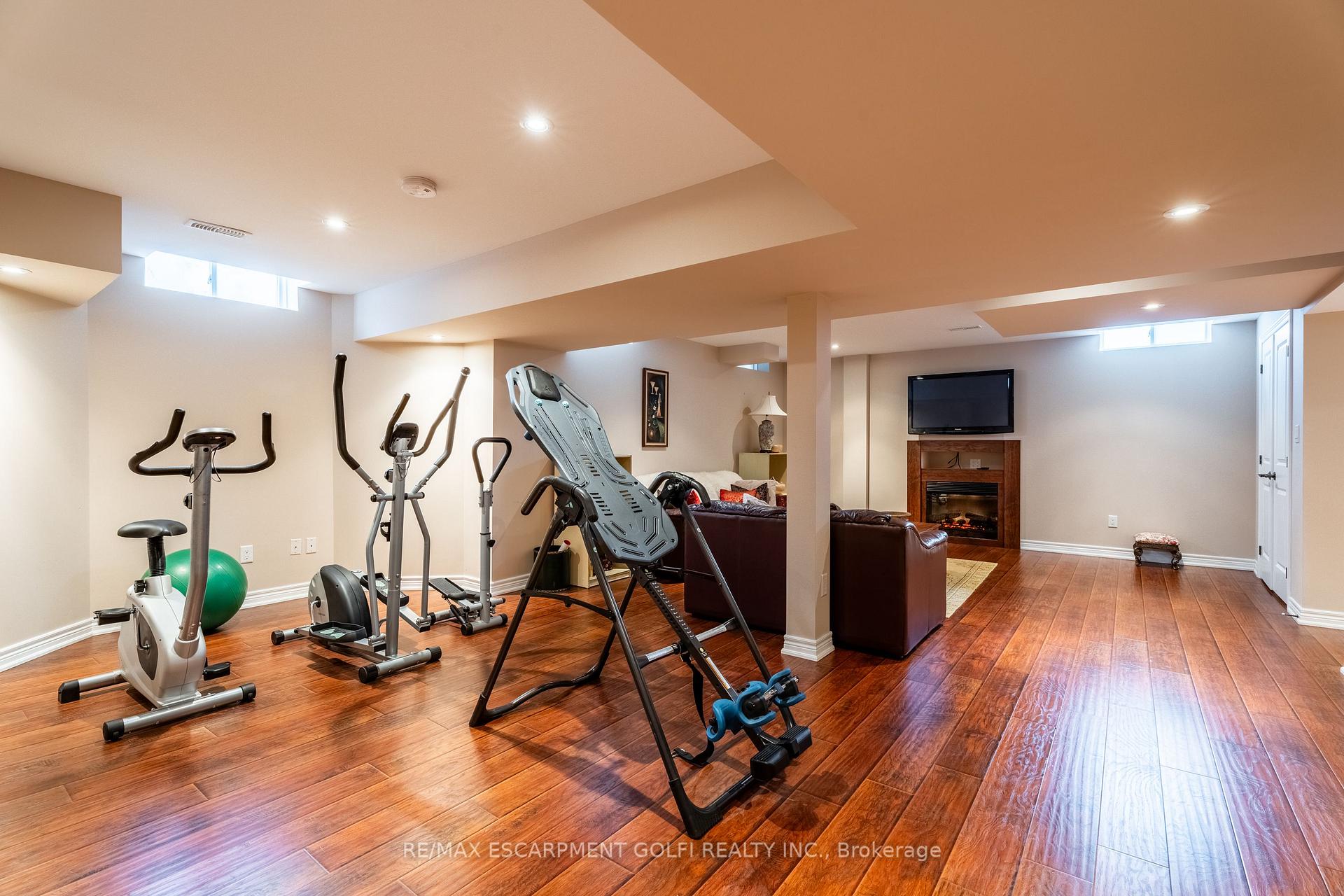 Photo 30 of 35 Chiara Drive, Hamilton, Stoney Creek — HOMEH