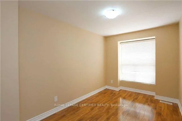 Photo 10 of 66 Glenvale Boulevard, Brampton, Northgate — HOMEH