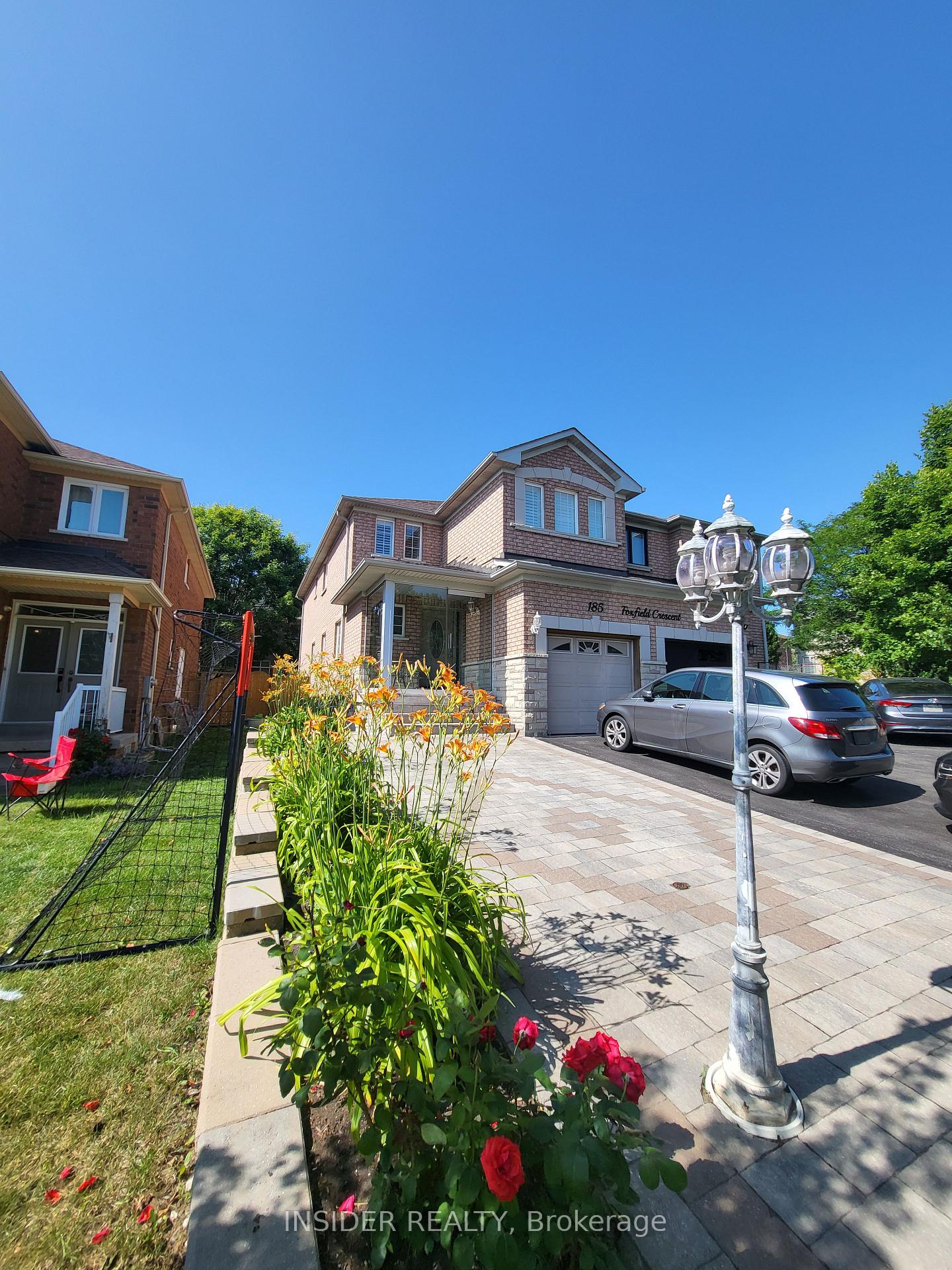 Front of 185 Foxfield Crescent