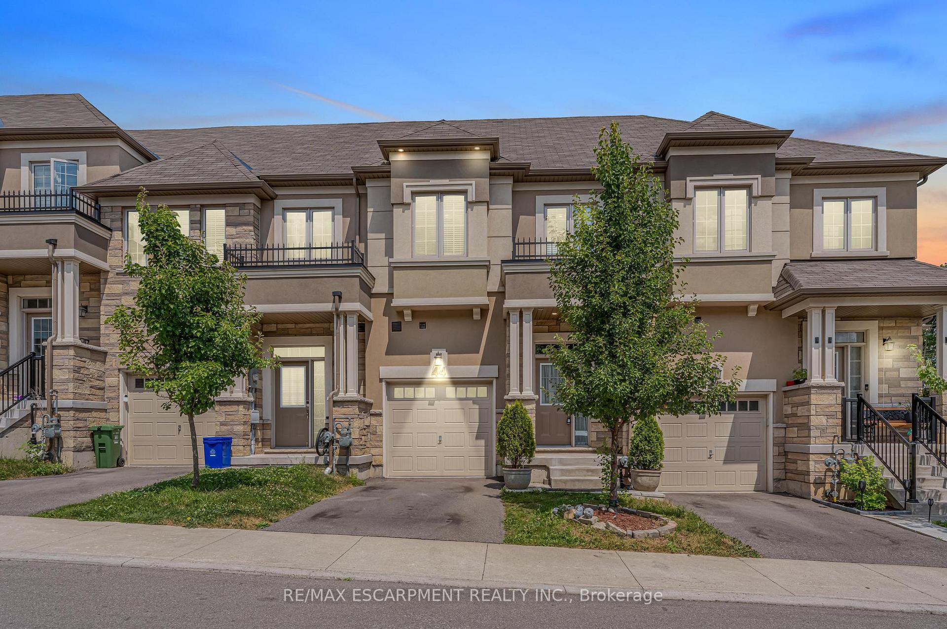 Front of Unit 44, 515 Garner Road W