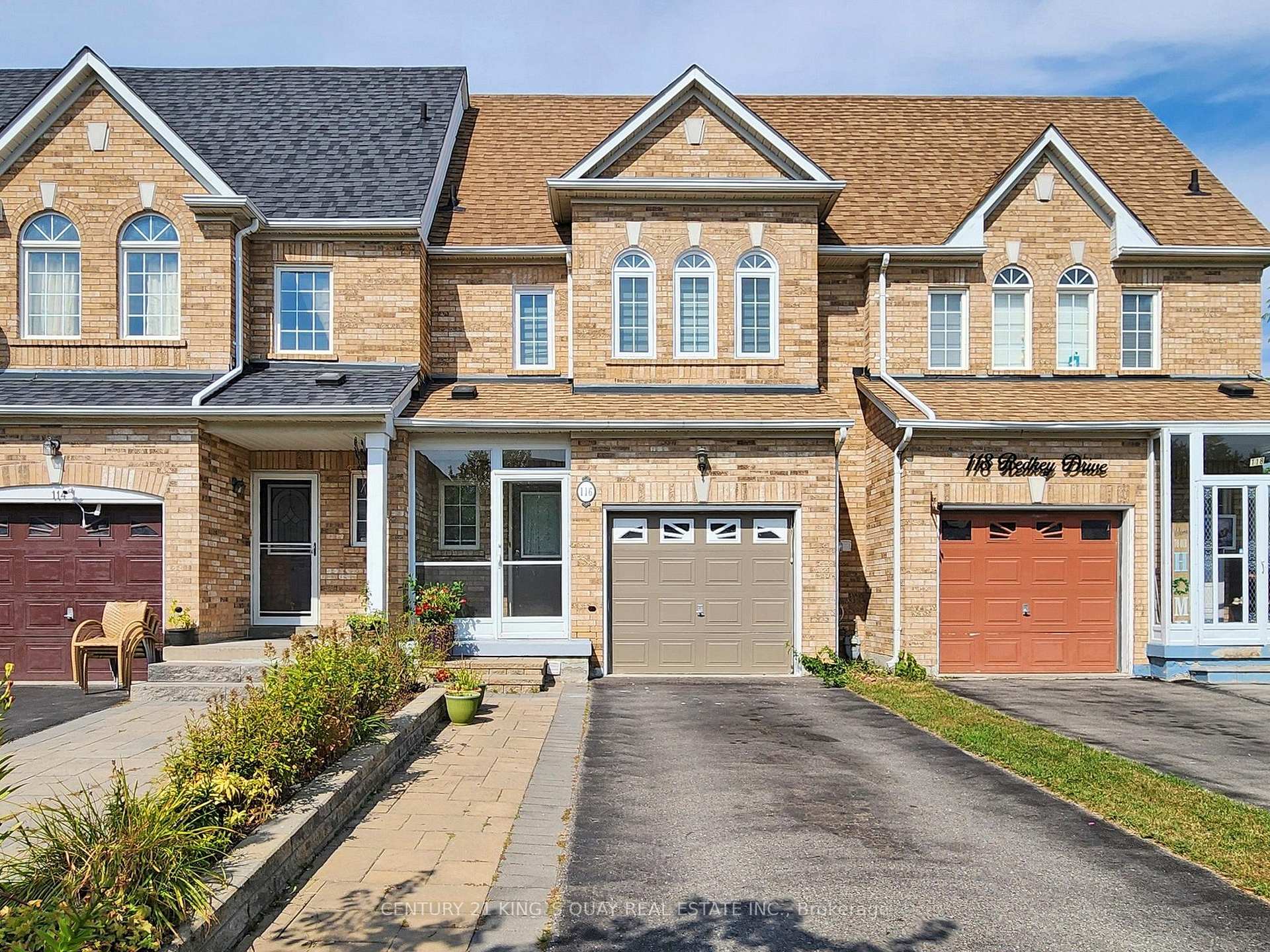 Photo 2 of 116 Redkey Drive, Markham, Milliken Mills East — HOMEH