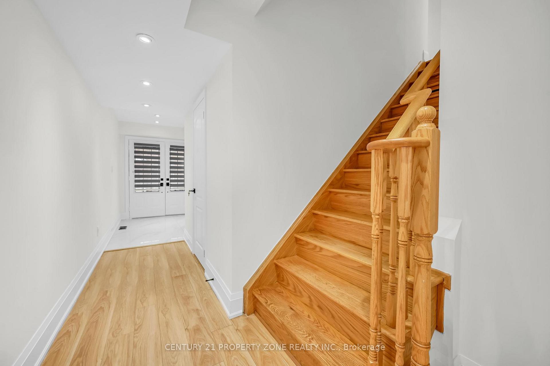 Photo 38 of 6 Miami Grove, Brampton, Heart Lake — HOMEH