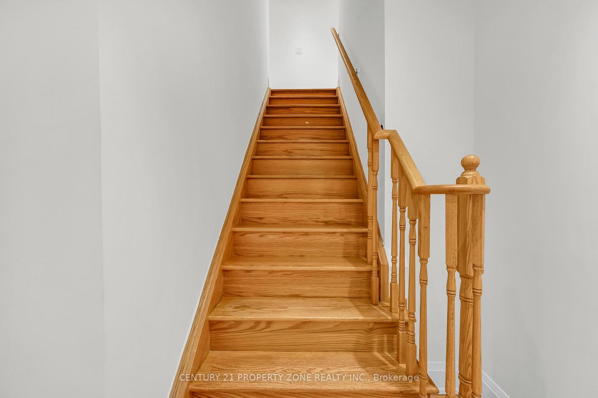 Photo 41 of 6 Miami Grove, Brampton, Heart Lake — HOMEH