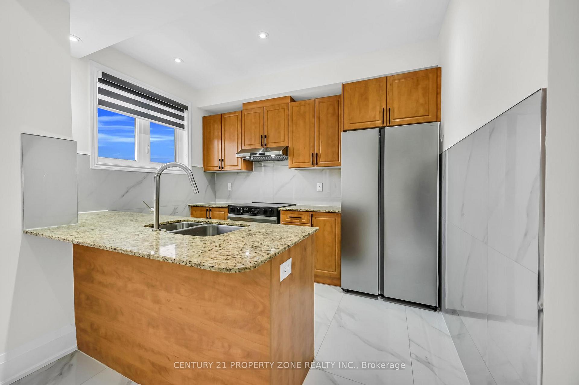 Photo 21 of 6 Miami Grove, Brampton, Heart Lake — HOMEH