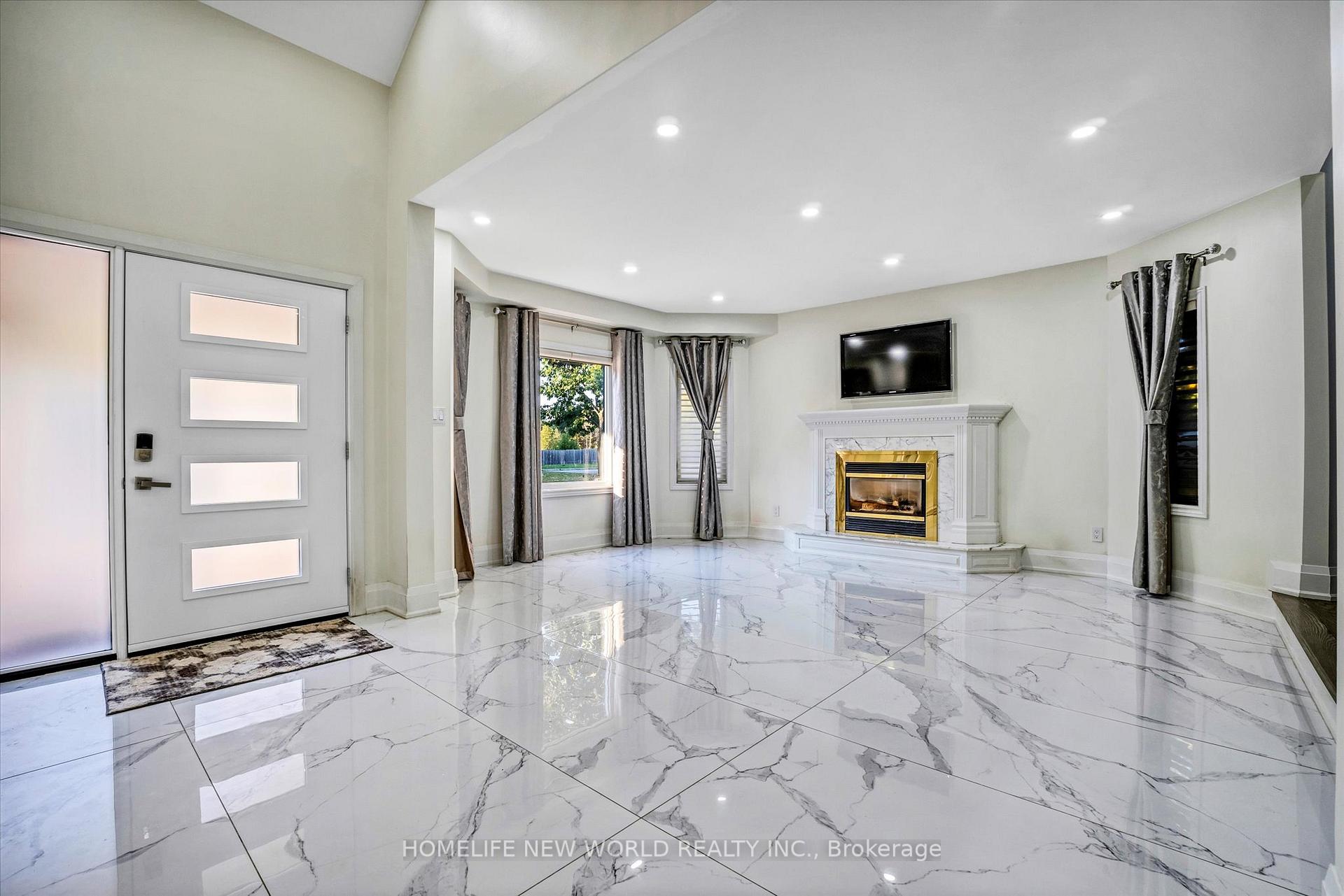 Photo 25 of 113 Roberson Drive, Ajax, Central West — HOMEH