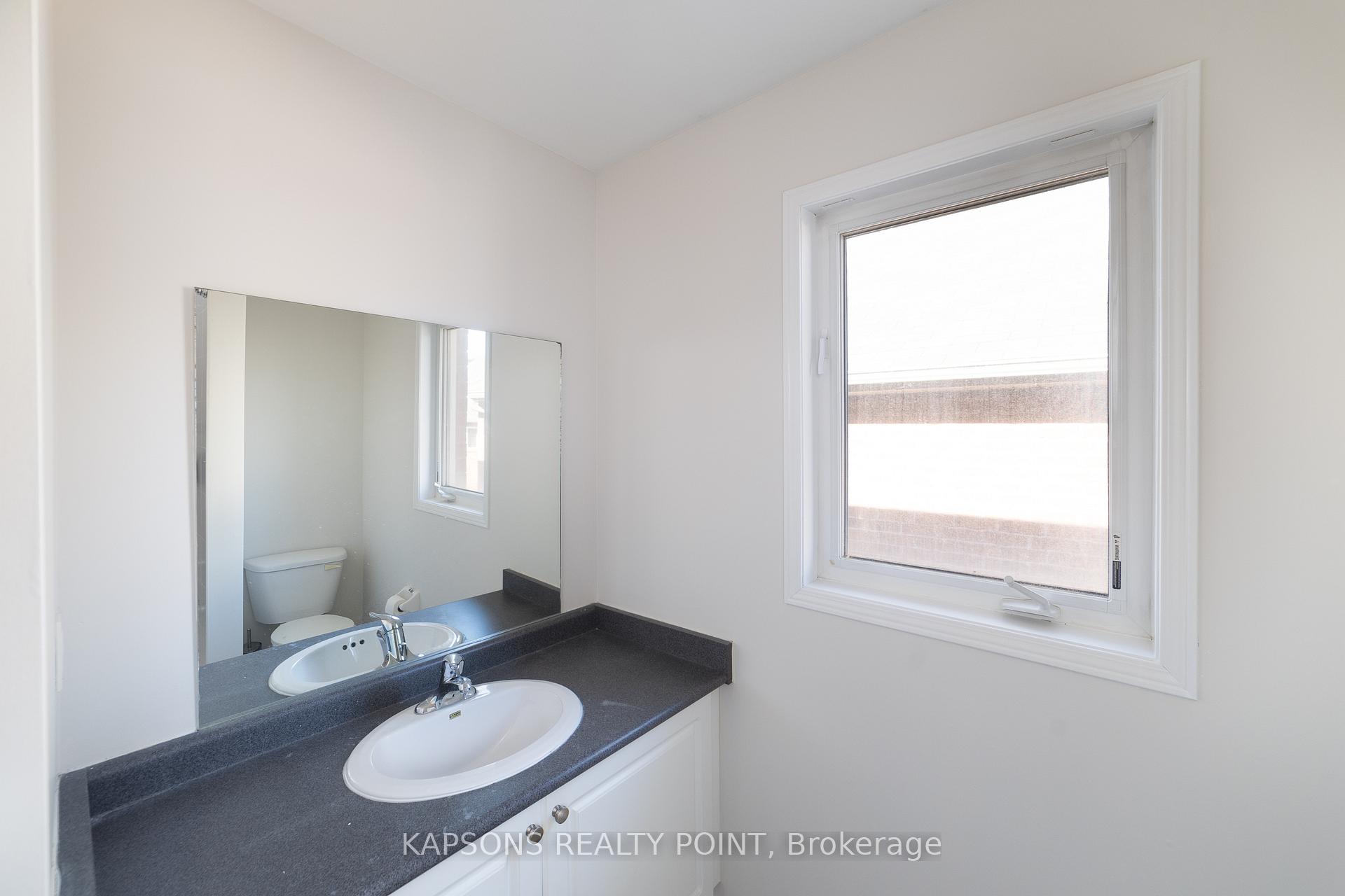 Photo 61 of 78 Gulfbrook Circle, Brampton, Sandringham-Wellington — HOMEH