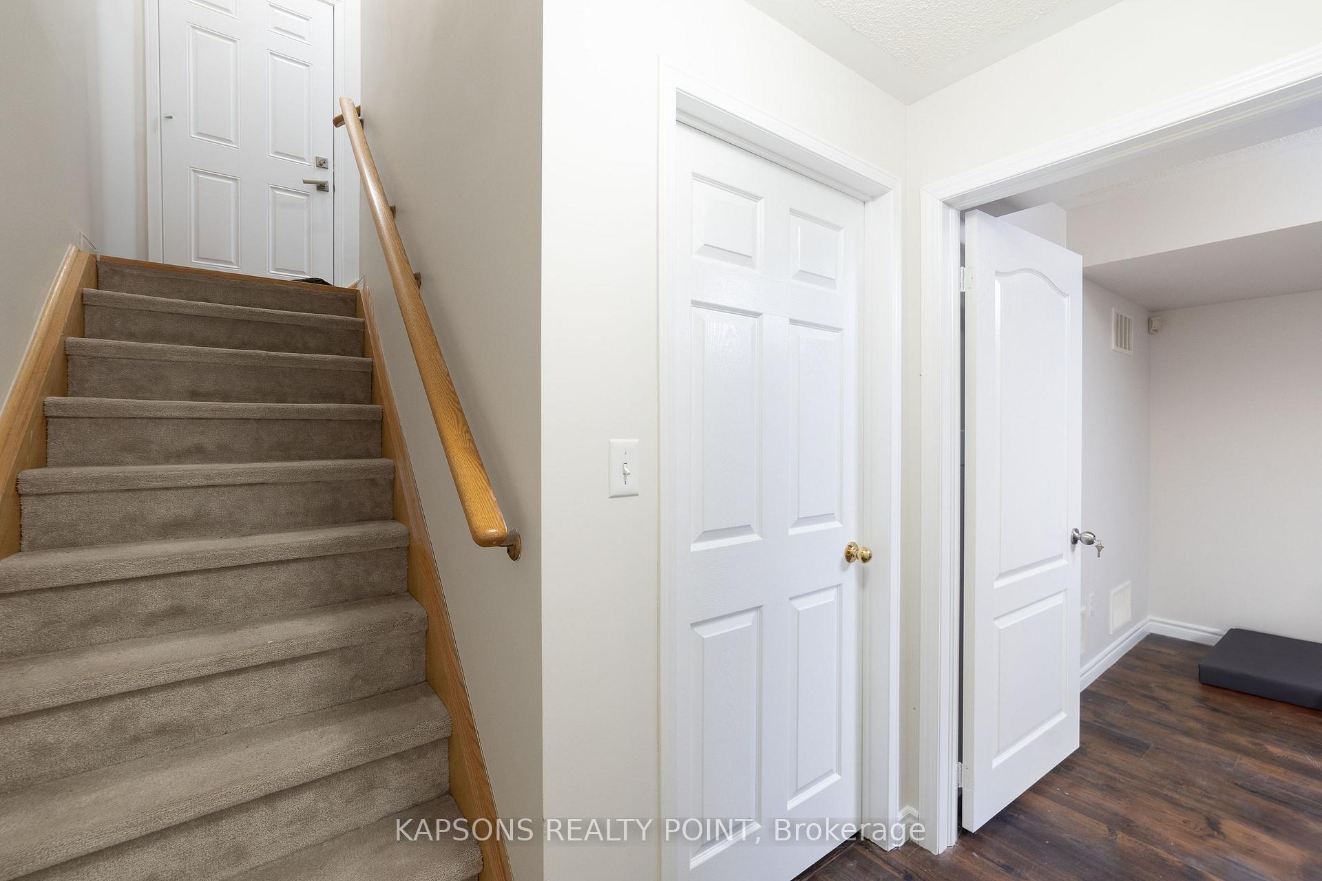 Photo 49 of 78 Gulfbrook Circle, Brampton, Sandringham-Wellington — HOMEH