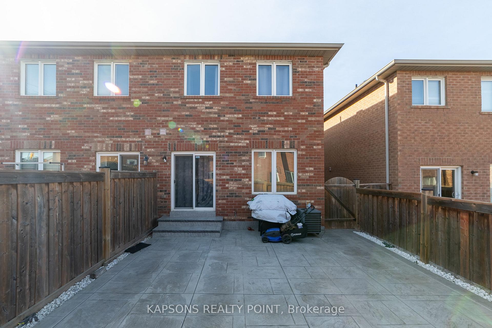 Photo 56 of 78 Gulfbrook Circle, Brampton, Sandringham-Wellington — HOMEH