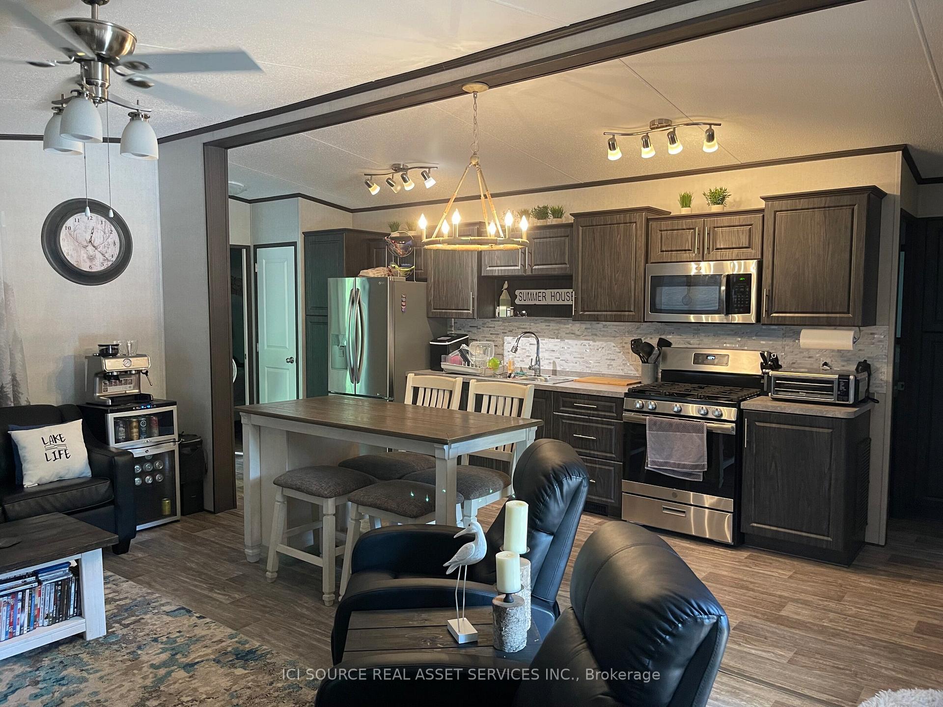 Photo 5 of Unit 190, 1082 Shamrock Marina Road, Gravenhurst, Morrison — HOMEH