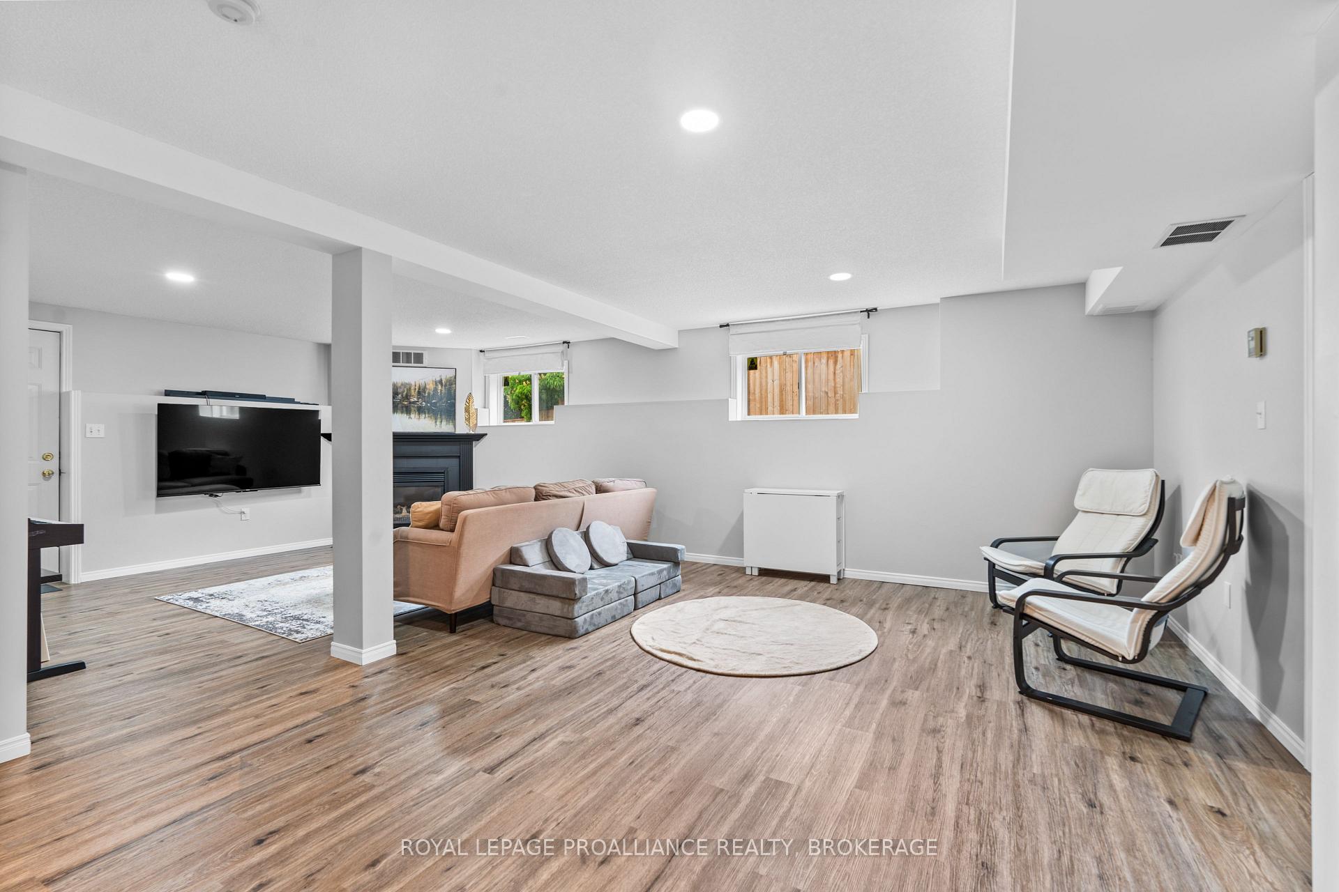 Photo 25 of 920 Ringstead Street, Kingston, City Southwest — HOMEH