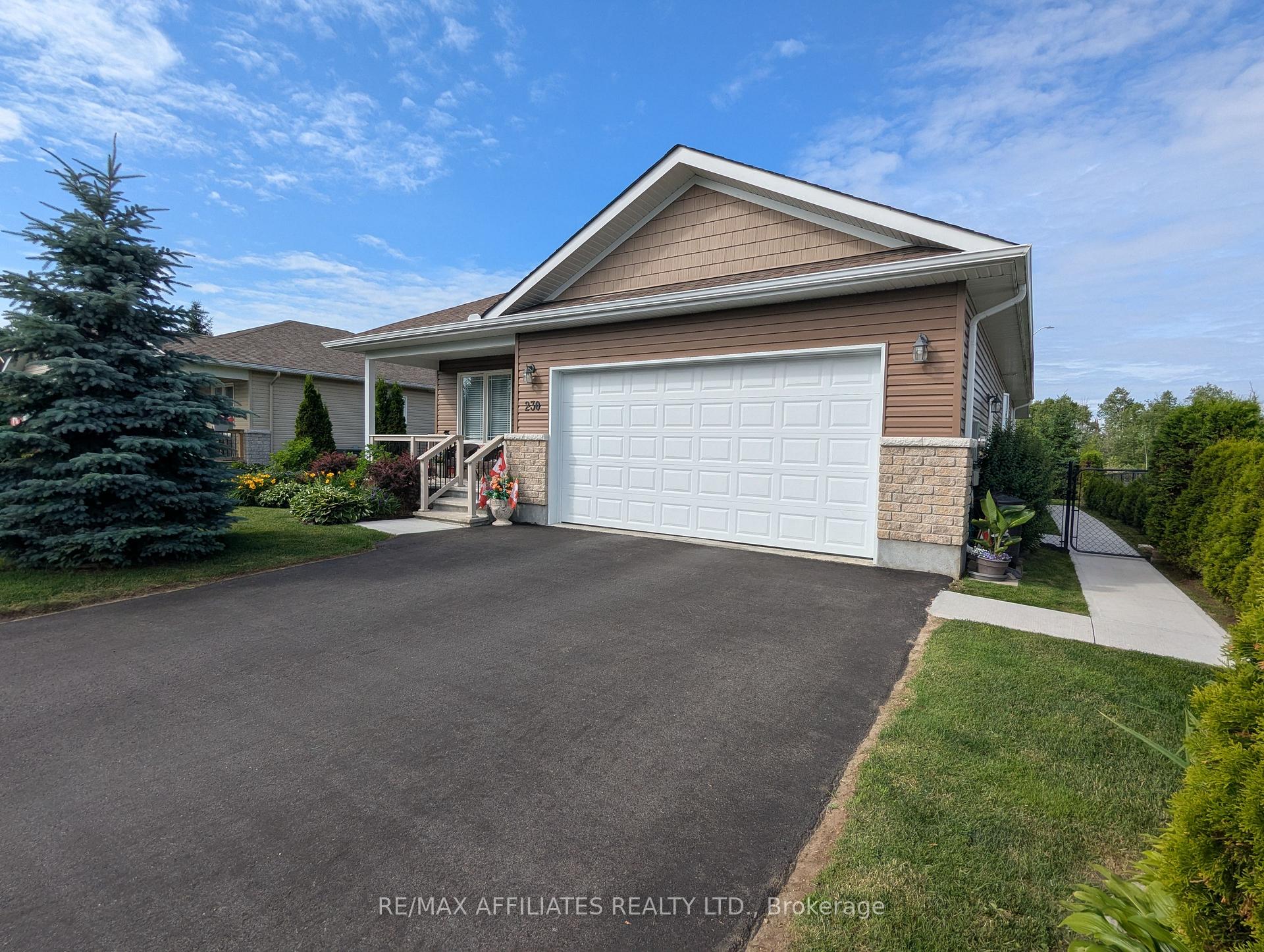 Photo 22 of 230 Wood Avenue, Smiths Falls — HOMEH