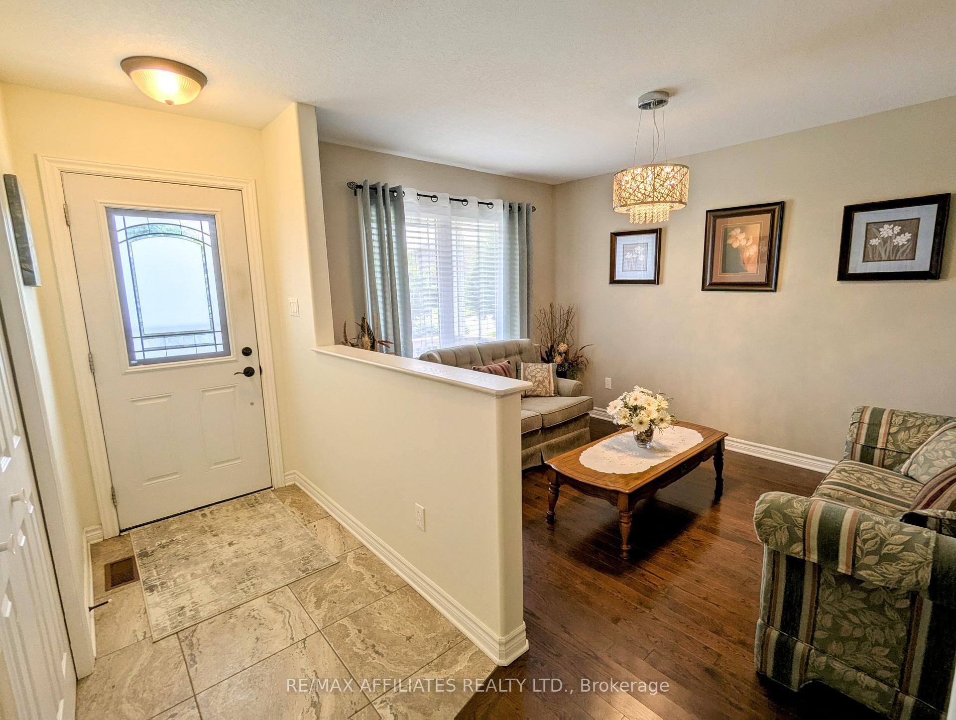 Photo 26 of 230 Wood Avenue, Smiths Falls — HOMEH