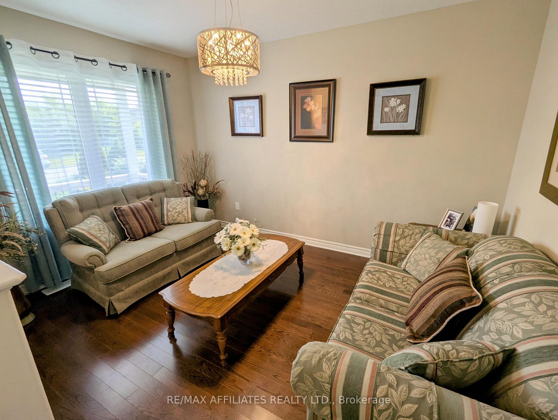 Photo 27 of 230 Wood Avenue, Smiths Falls — HOMEH