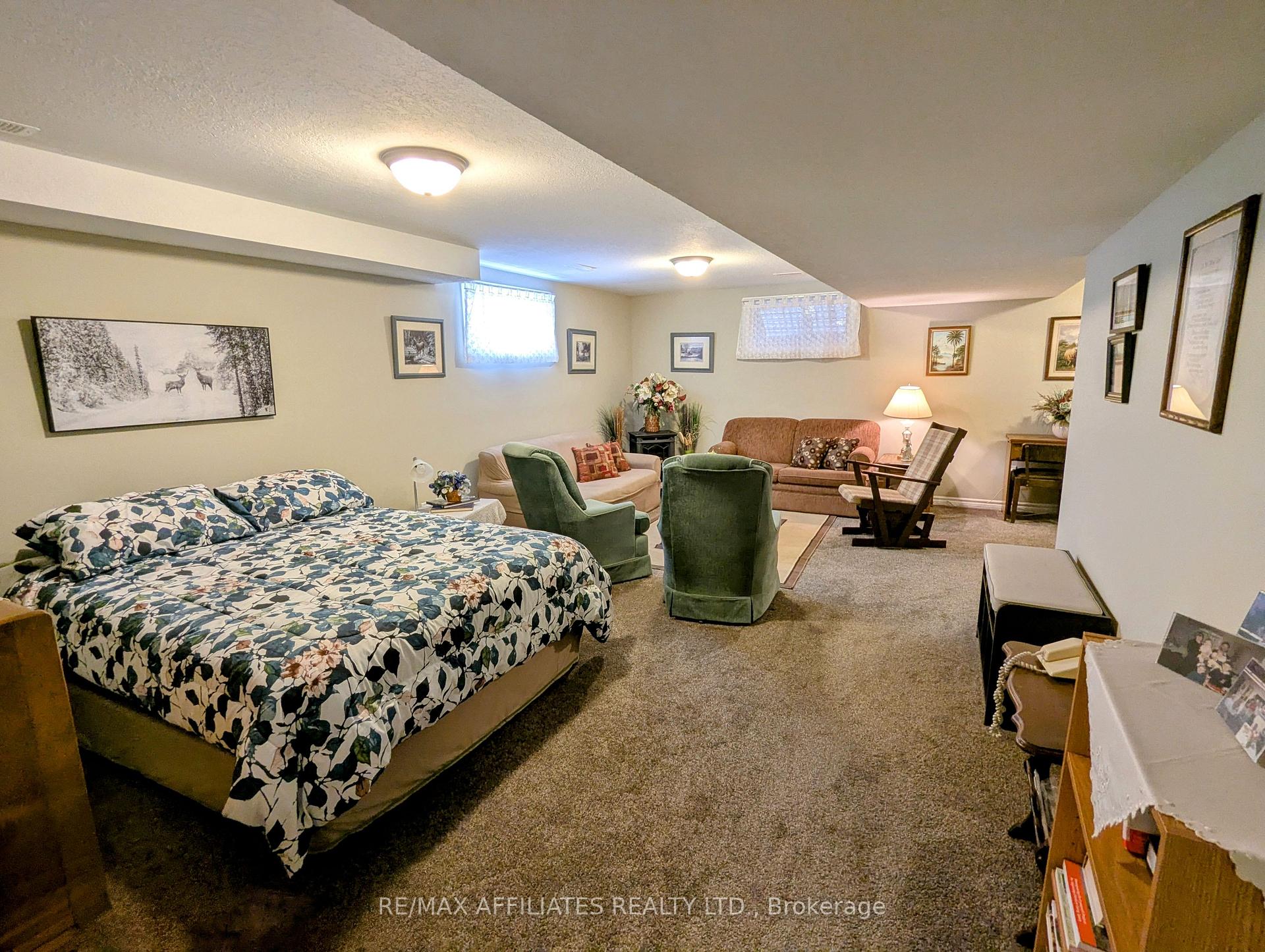 Photo 57 of 230 Wood Avenue, Smiths Falls — HOMEH