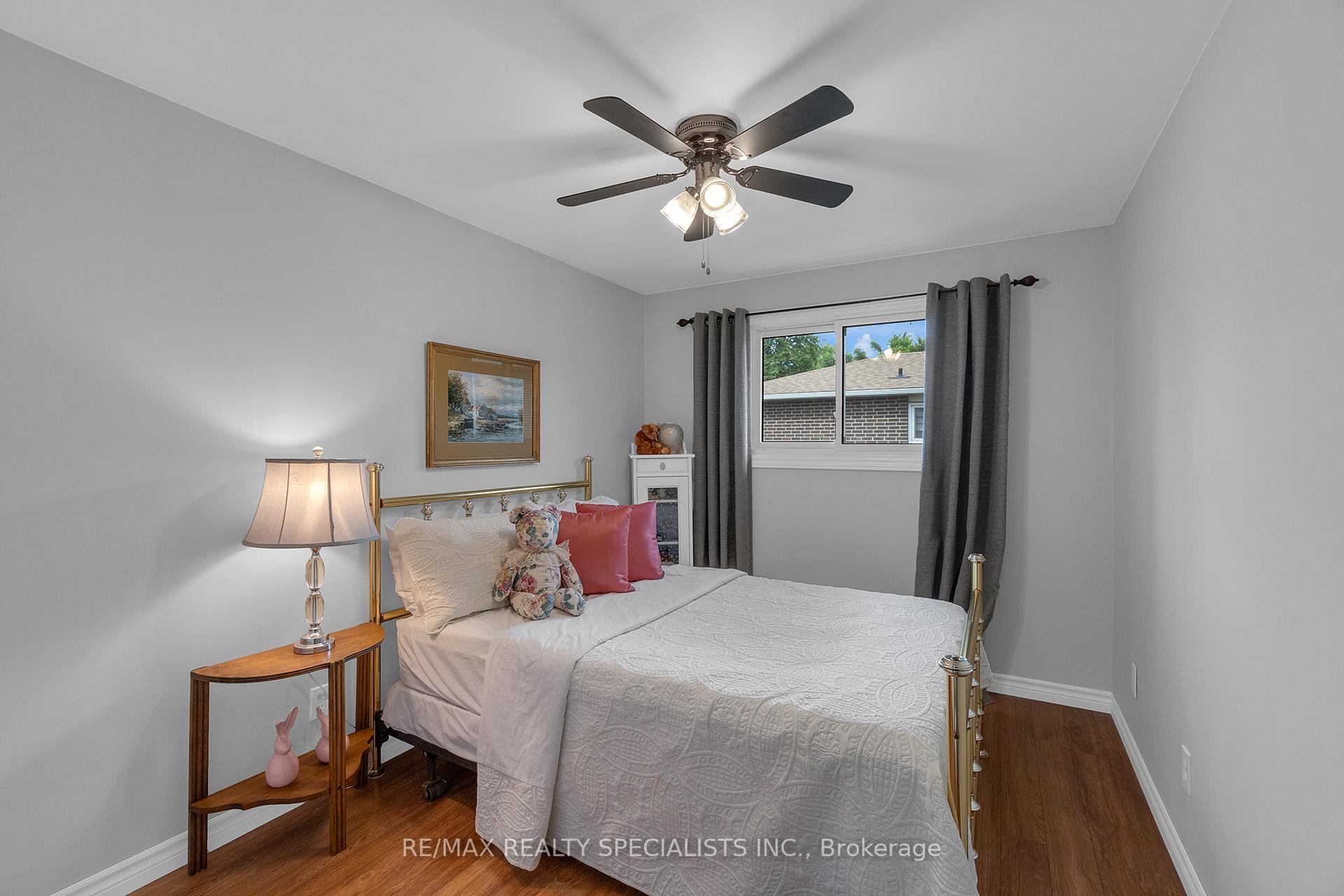 Photo 9 of 64 Maplehurst Square, Brampton, Heart Lake East — HOMEH