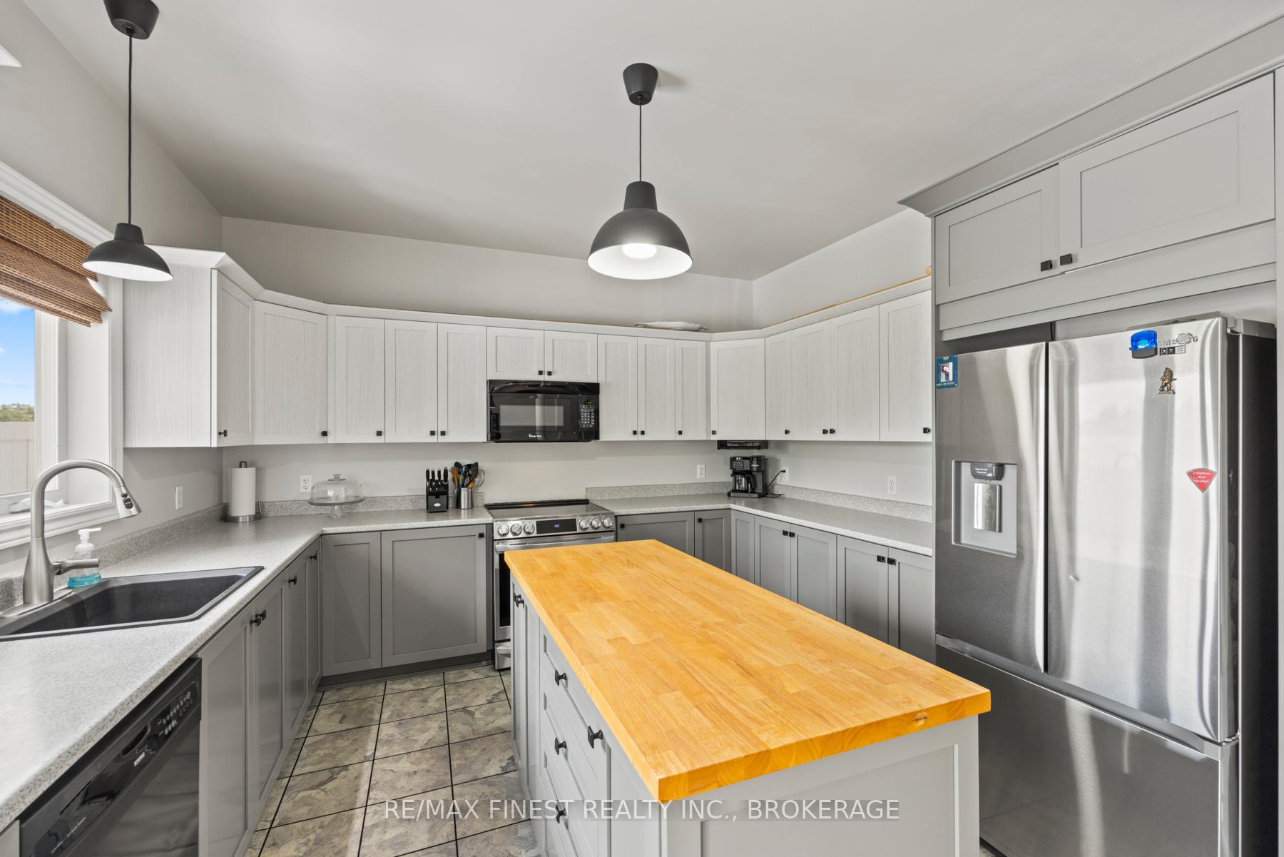Photo 17 of 2535 Sands Road, Frontenac, Frontenac South — HOMEH