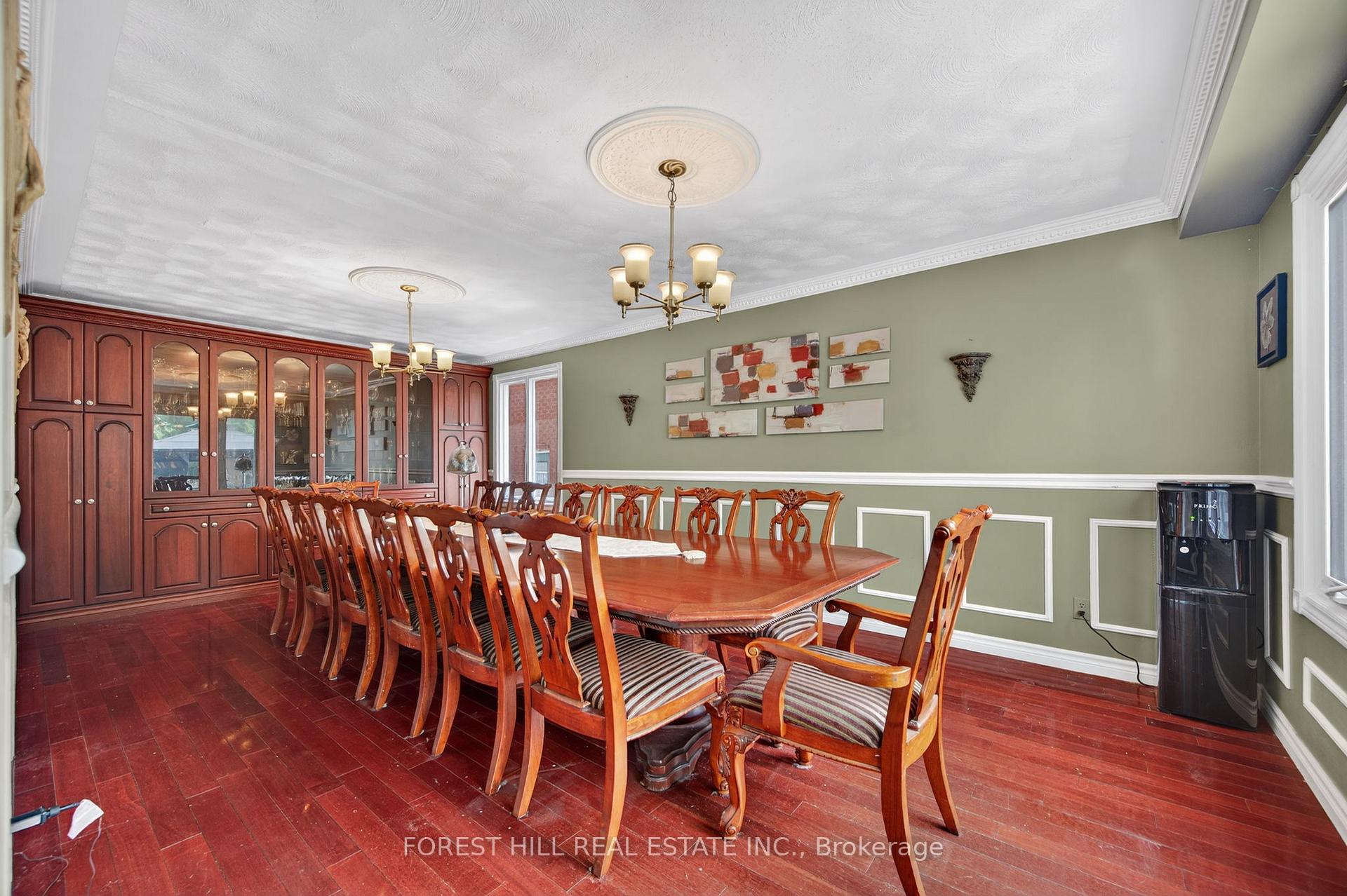 Photo 11 of 8 Bridle Court, Clarington, Courtice — HOMEH