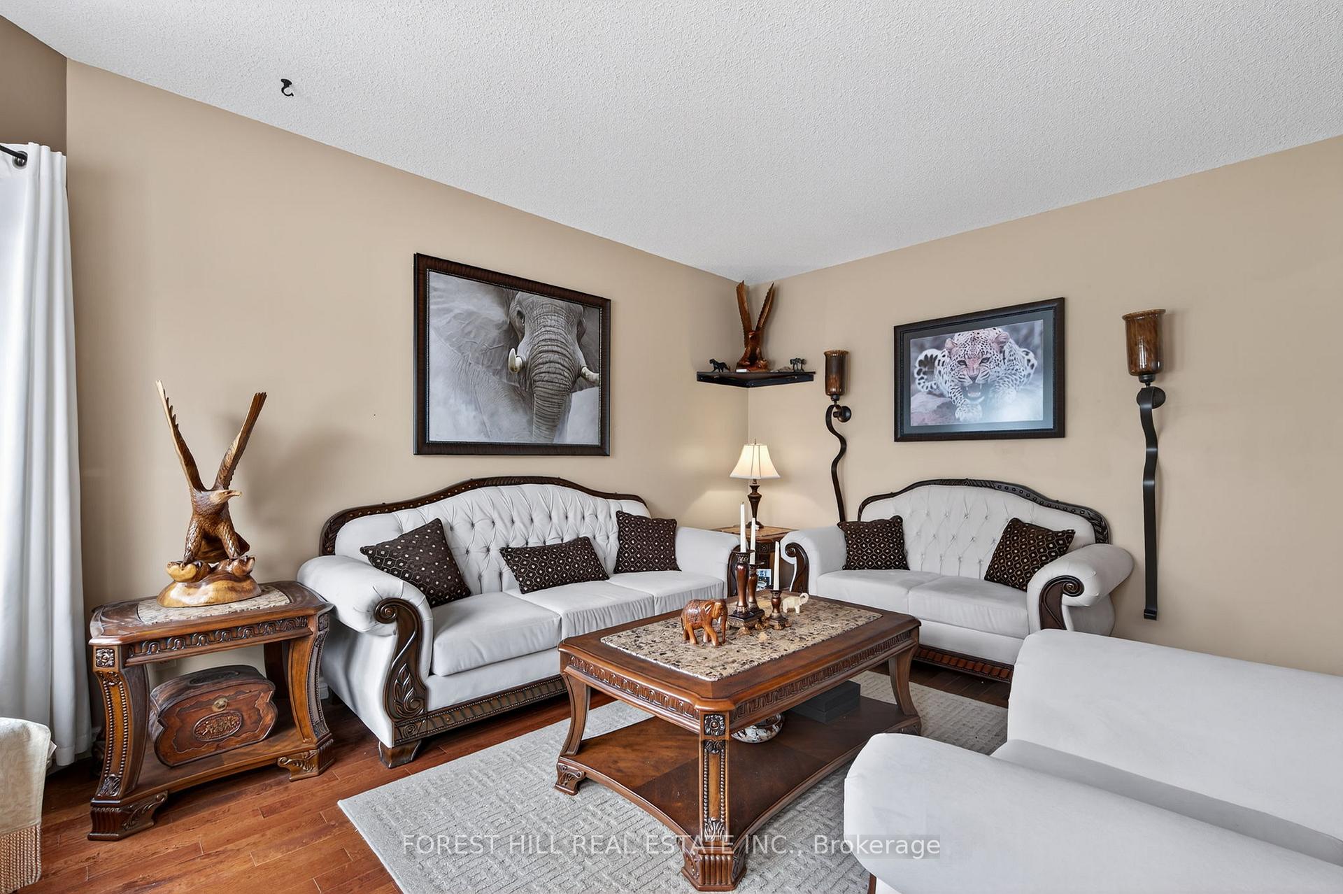 Photo 12 of 8 Bridle Court, Clarington, Courtice — HOMEH