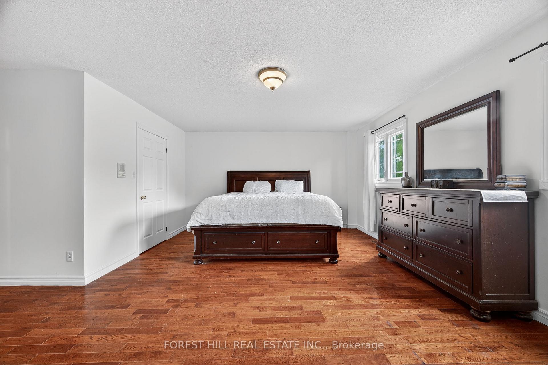 Photo 16 of 8 Bridle Court, Clarington, Courtice — HOMEH