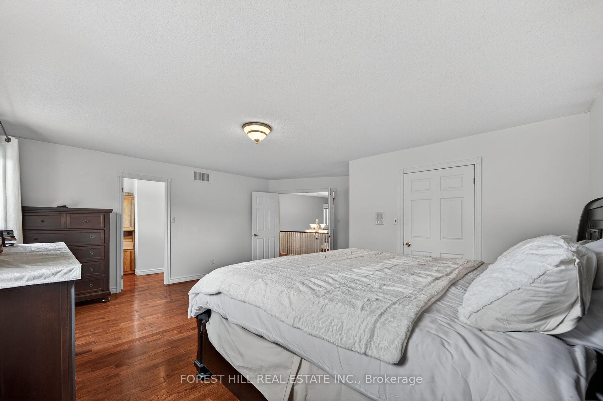 Photo 19 of 8 Bridle Court, Clarington, Courtice — HOMEH