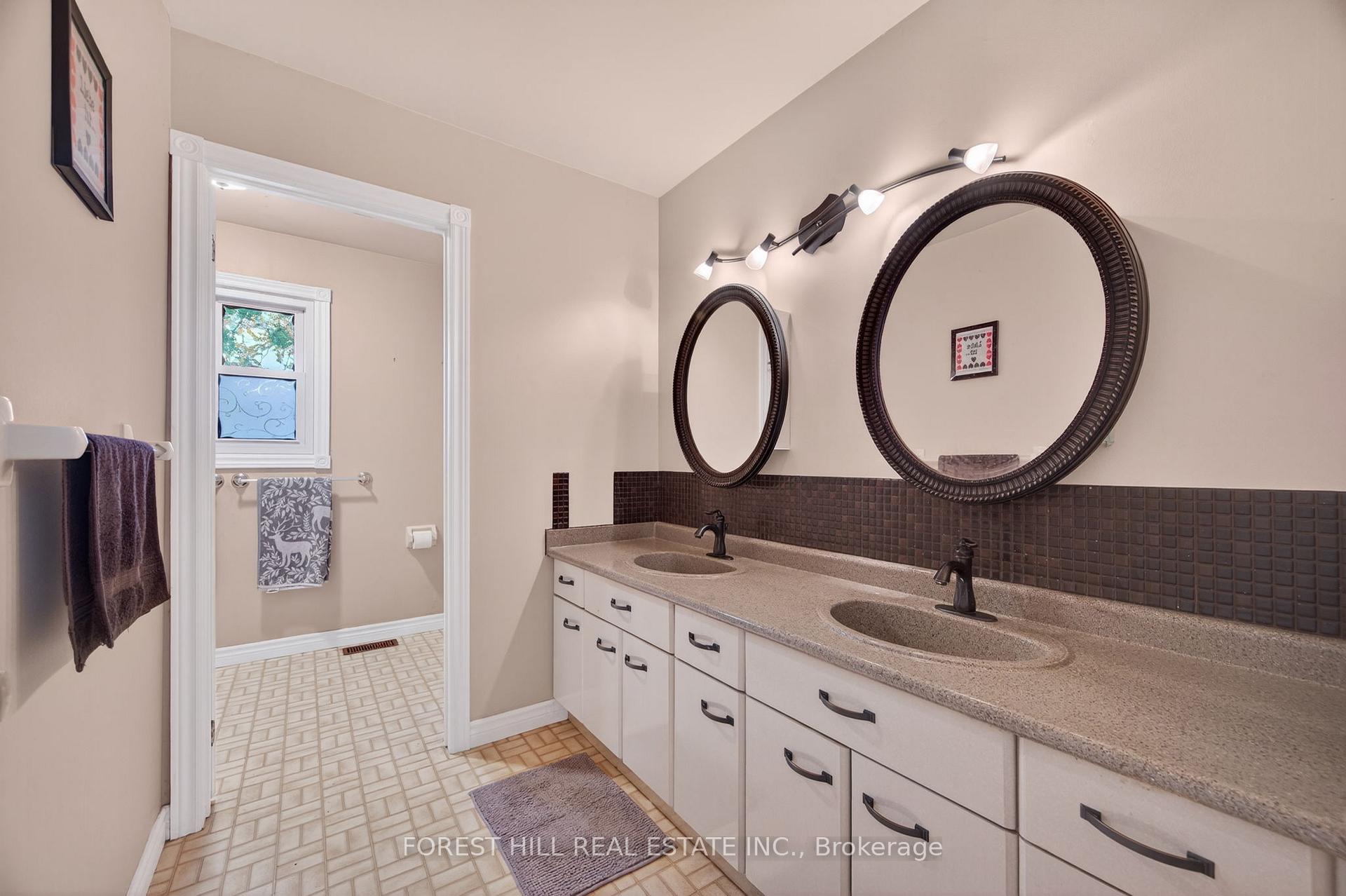 Photo 22 of 8 Bridle Court, Clarington, Courtice — HOMEH