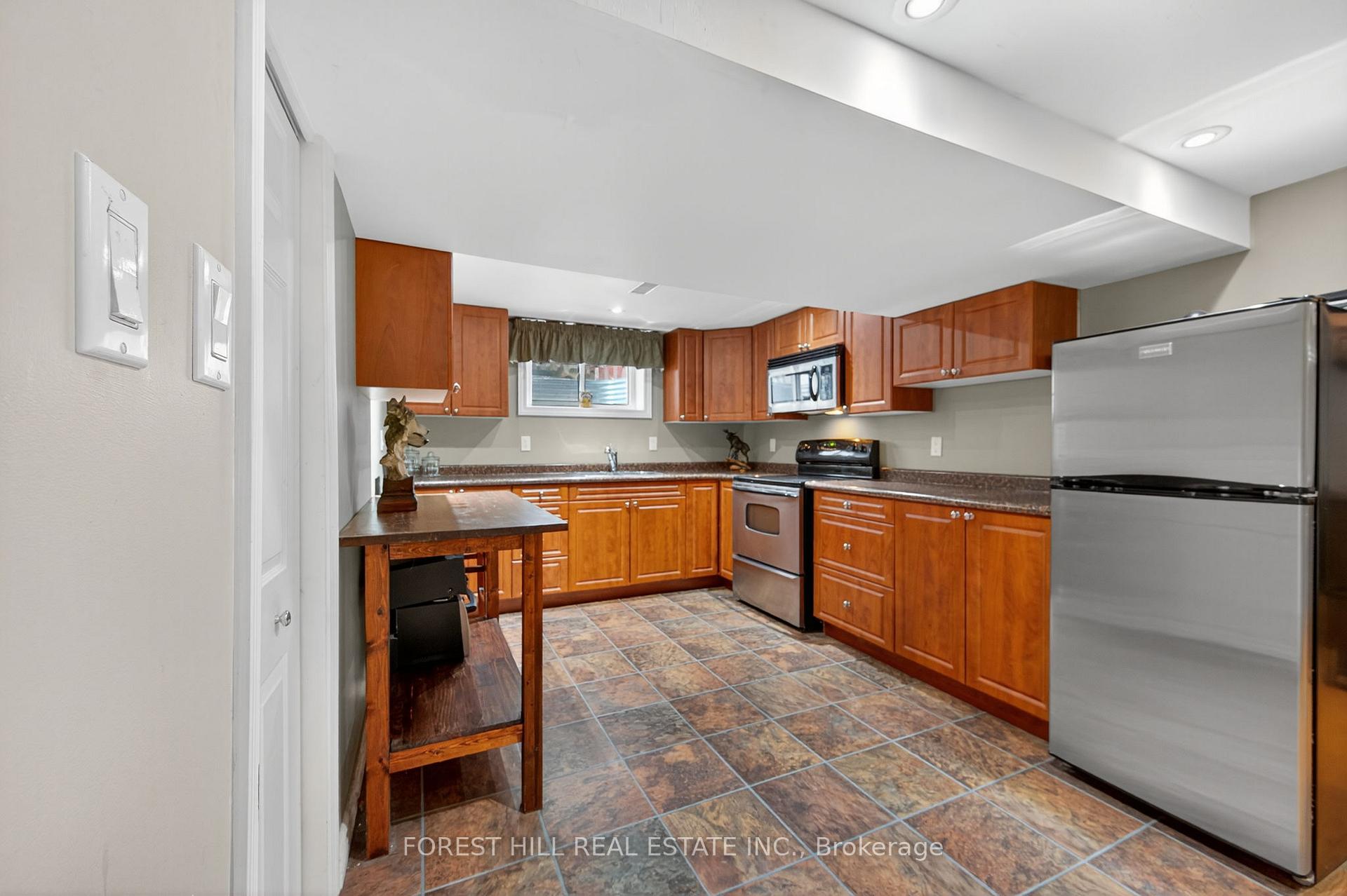 Photo 26 of 8 Bridle Court, Clarington, Courtice — HOMEH
