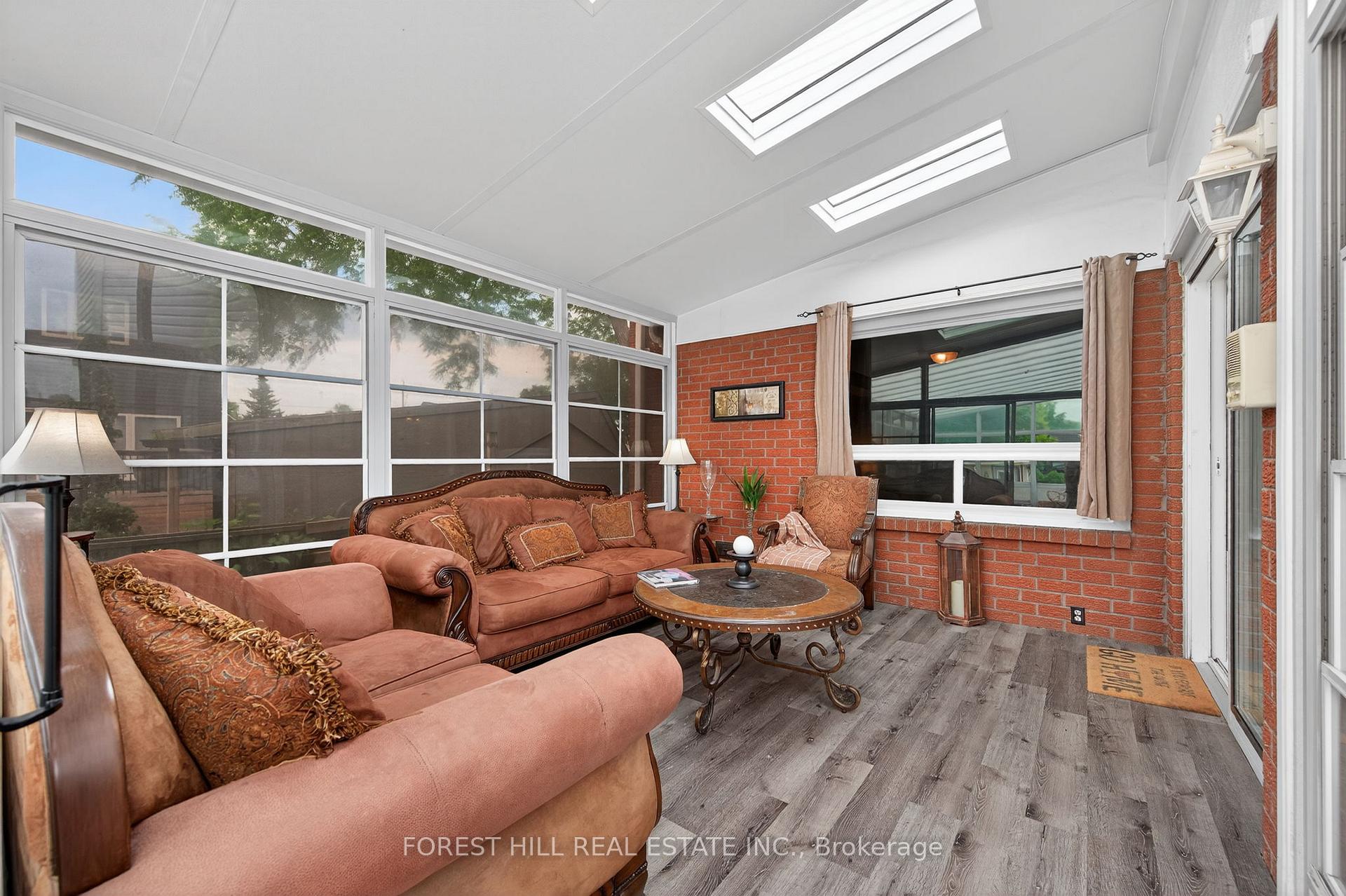 Photo 39 of 8 Bridle Court, Clarington, Courtice — HOMEH