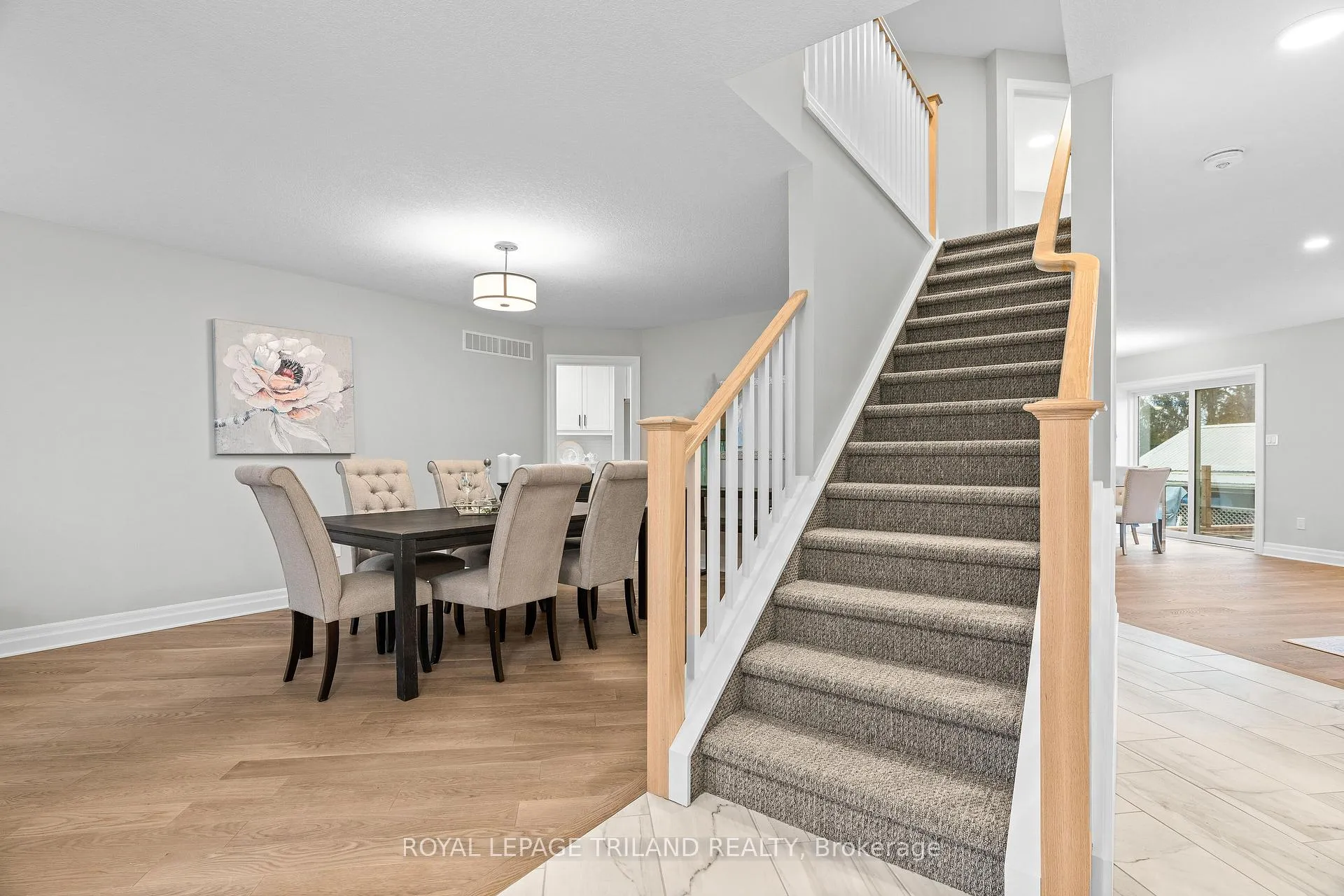 Photo 4 of 79 Hickory Lane, St. Thomas — HOMEH
