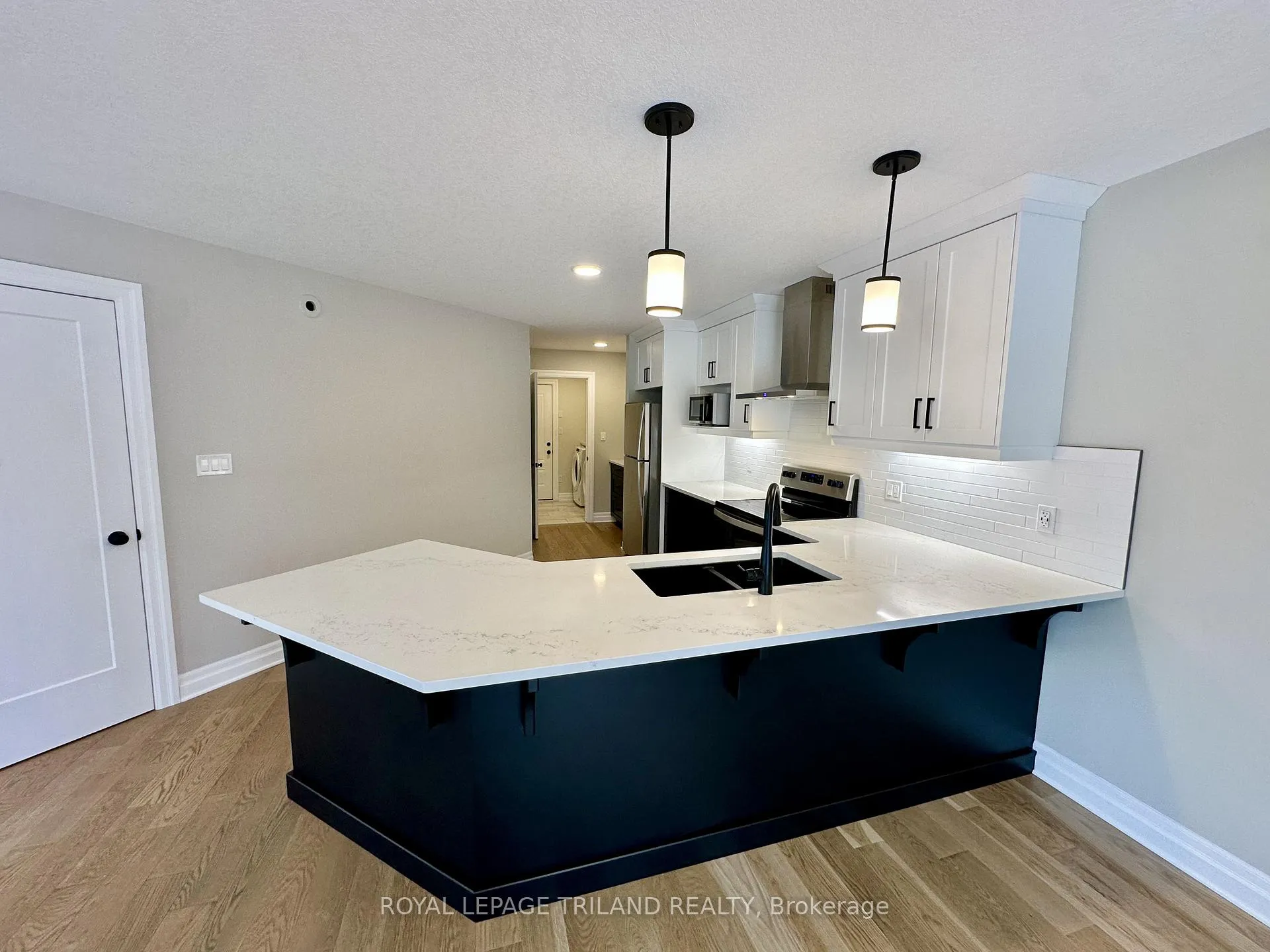 Photo 19 of 79 Hickory Lane, St. Thomas — HOMEH