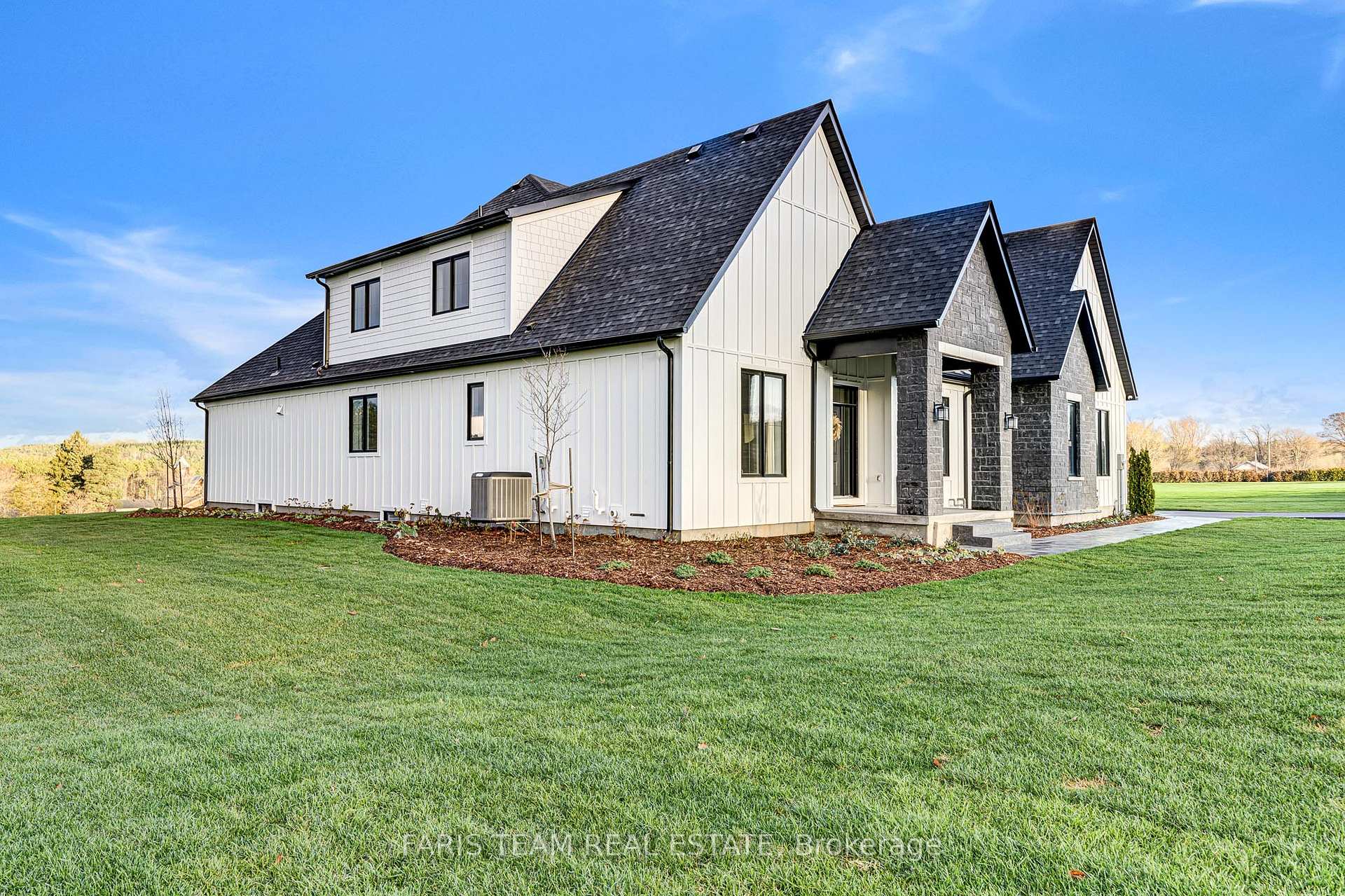 Photo 3 of 96 Waverly Heights, Tay, Waverley — HOMEH