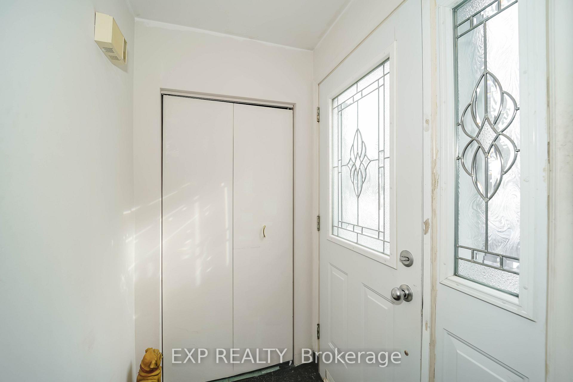 Photo 8 of 23 Cloverdale Drive, Brampton, Avondale — HOMEH