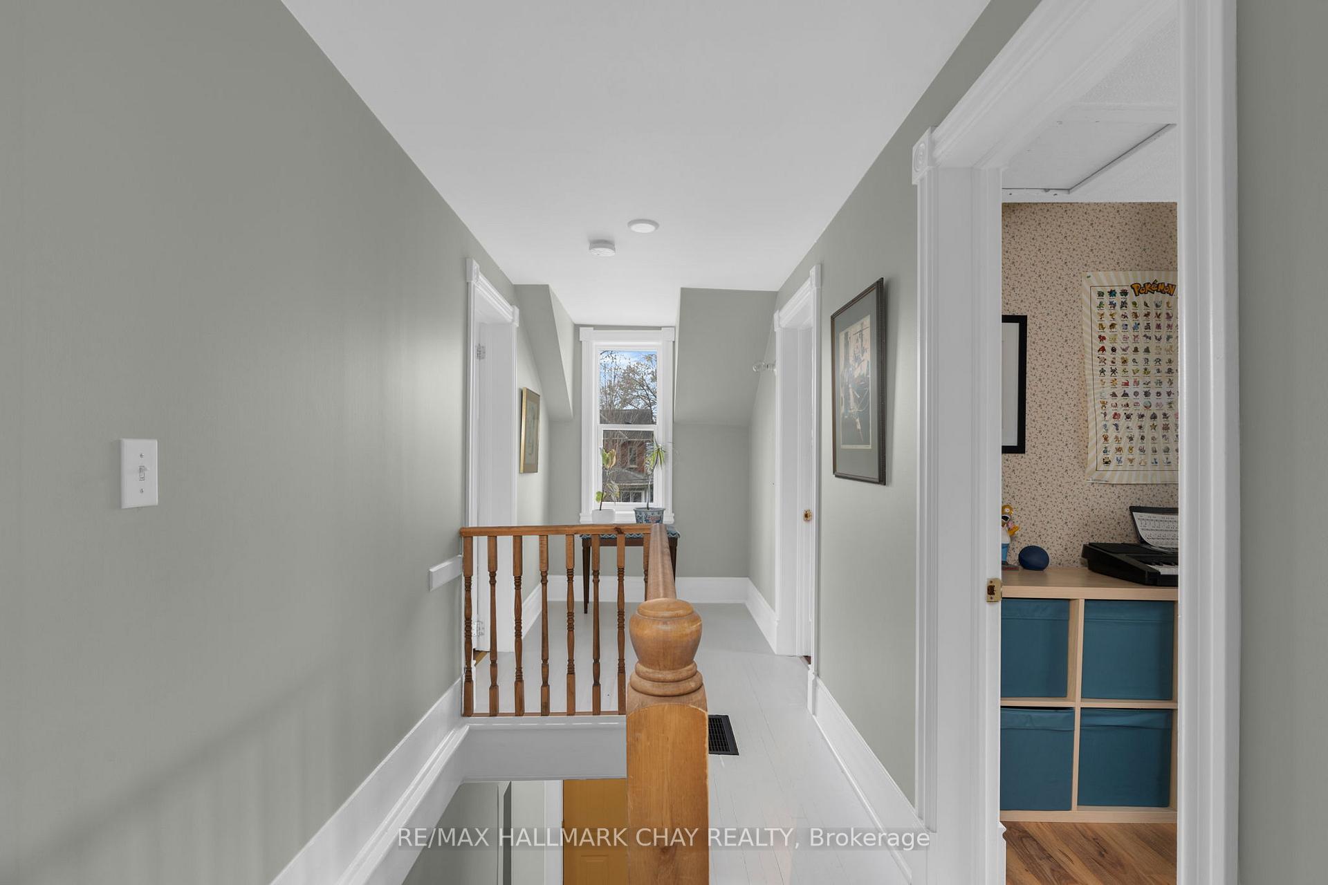 Photo 20 of 4 Wellington Street E, Clearview, Creemore — HOMEH