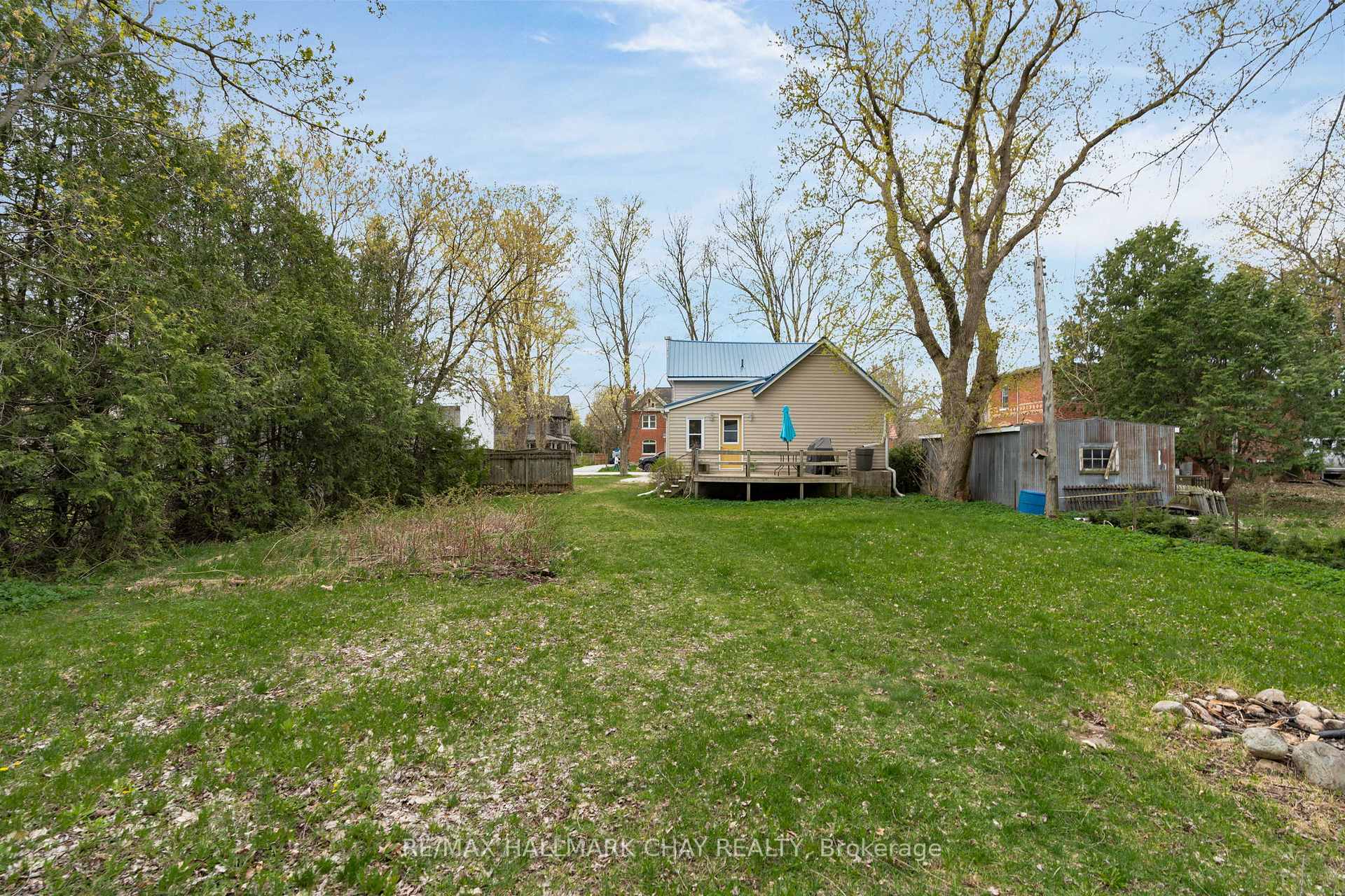 Photo 68 of 4 Wellington Street E, Clearview, Creemore — HOMEH