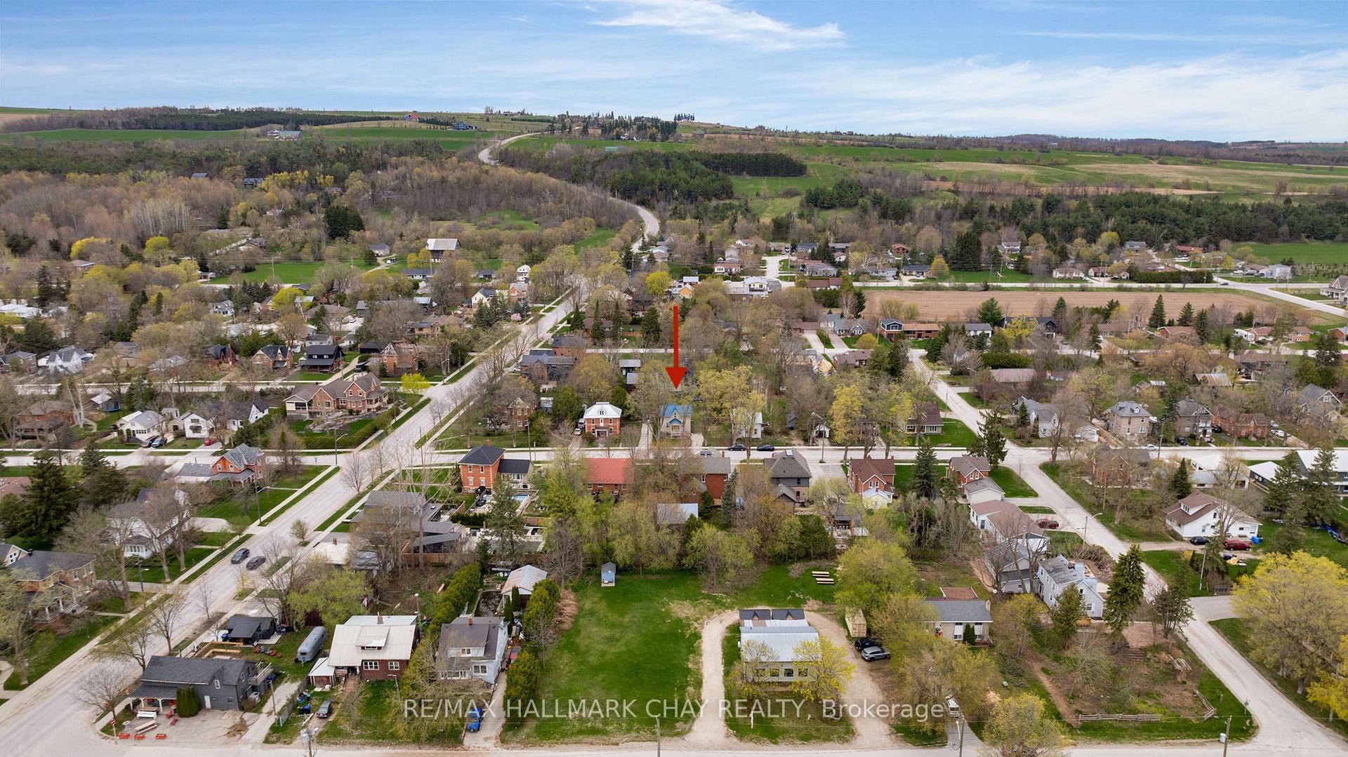 Photo 76 of 4 Wellington Street E, Clearview, Creemore — HOMEH