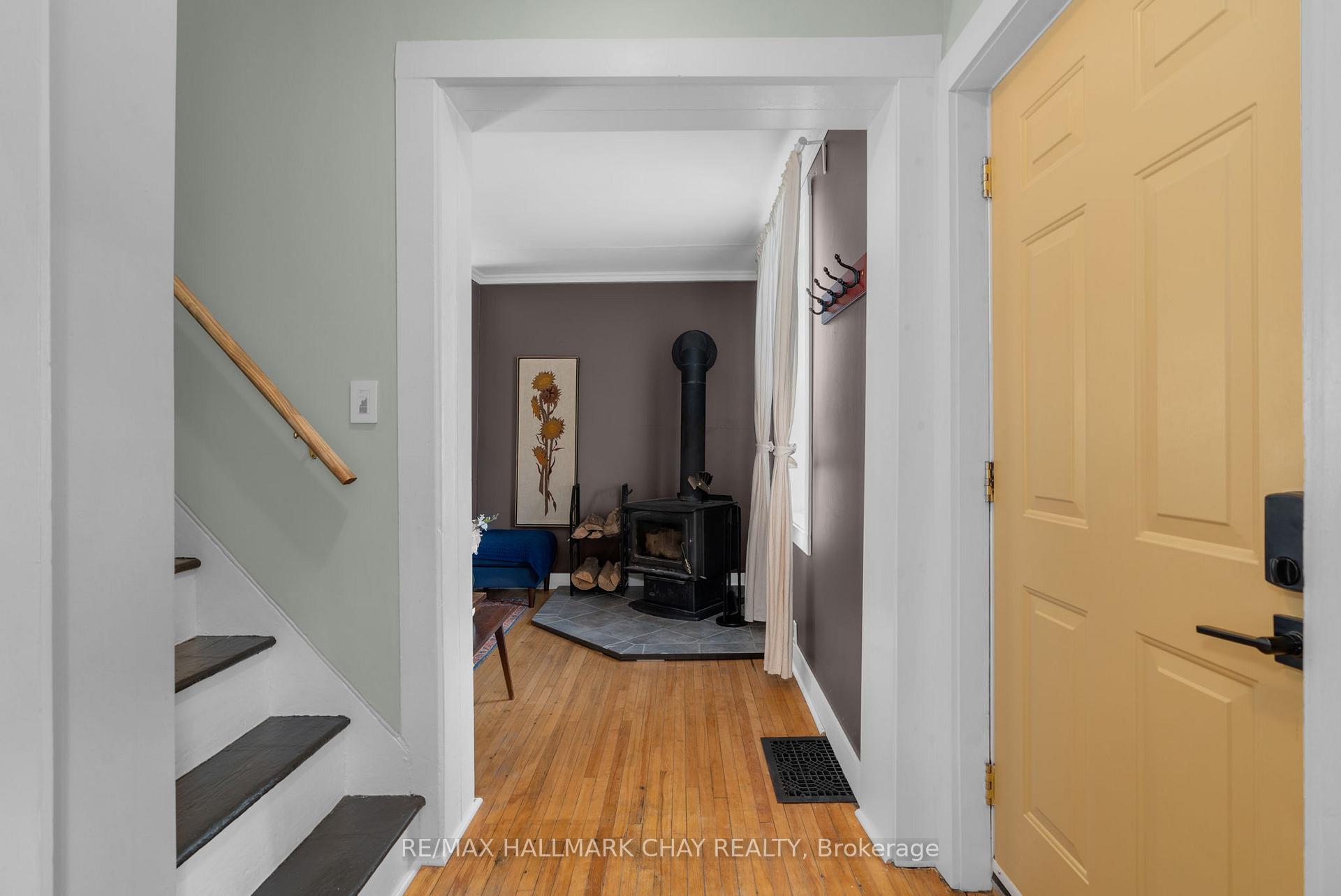 Photo 26 of 4 Wellington Street E, Clearview, Creemore — HOMEH