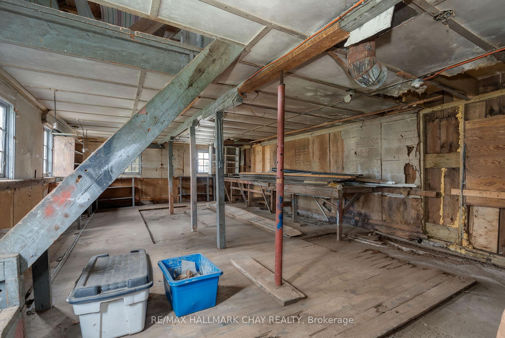 Photo 54 of 4 Wellington Street E, Clearview, Creemore — HOMEH