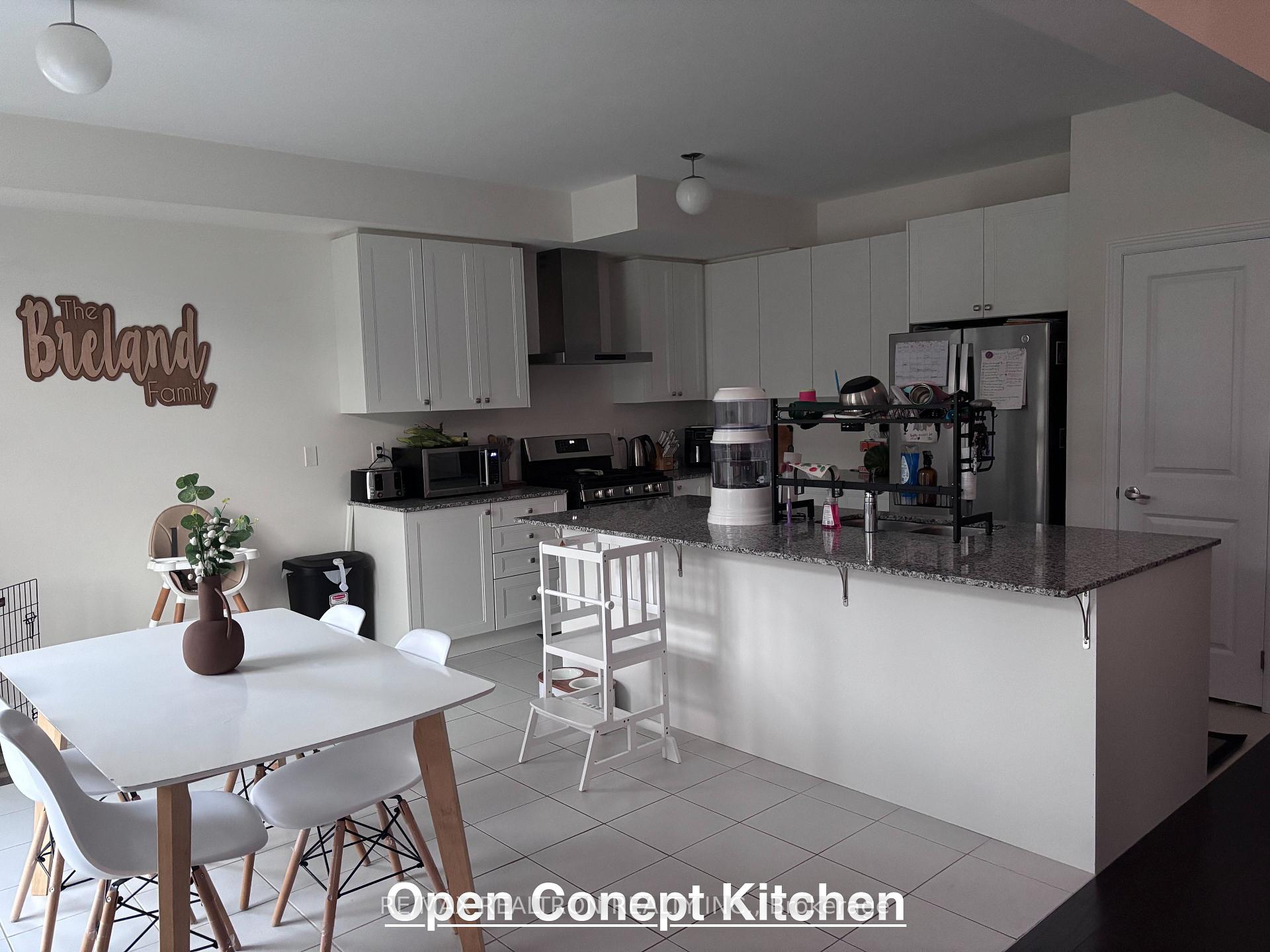 Photo 4 of 27 East Vista Terrace, Quinte West, Murray Ward — HOMEH