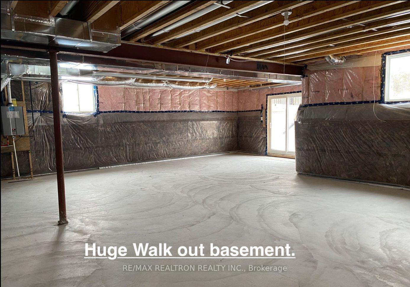 Photo 20 of 27 East Vista Terrace, Quinte West, Murray Ward — HOMEH