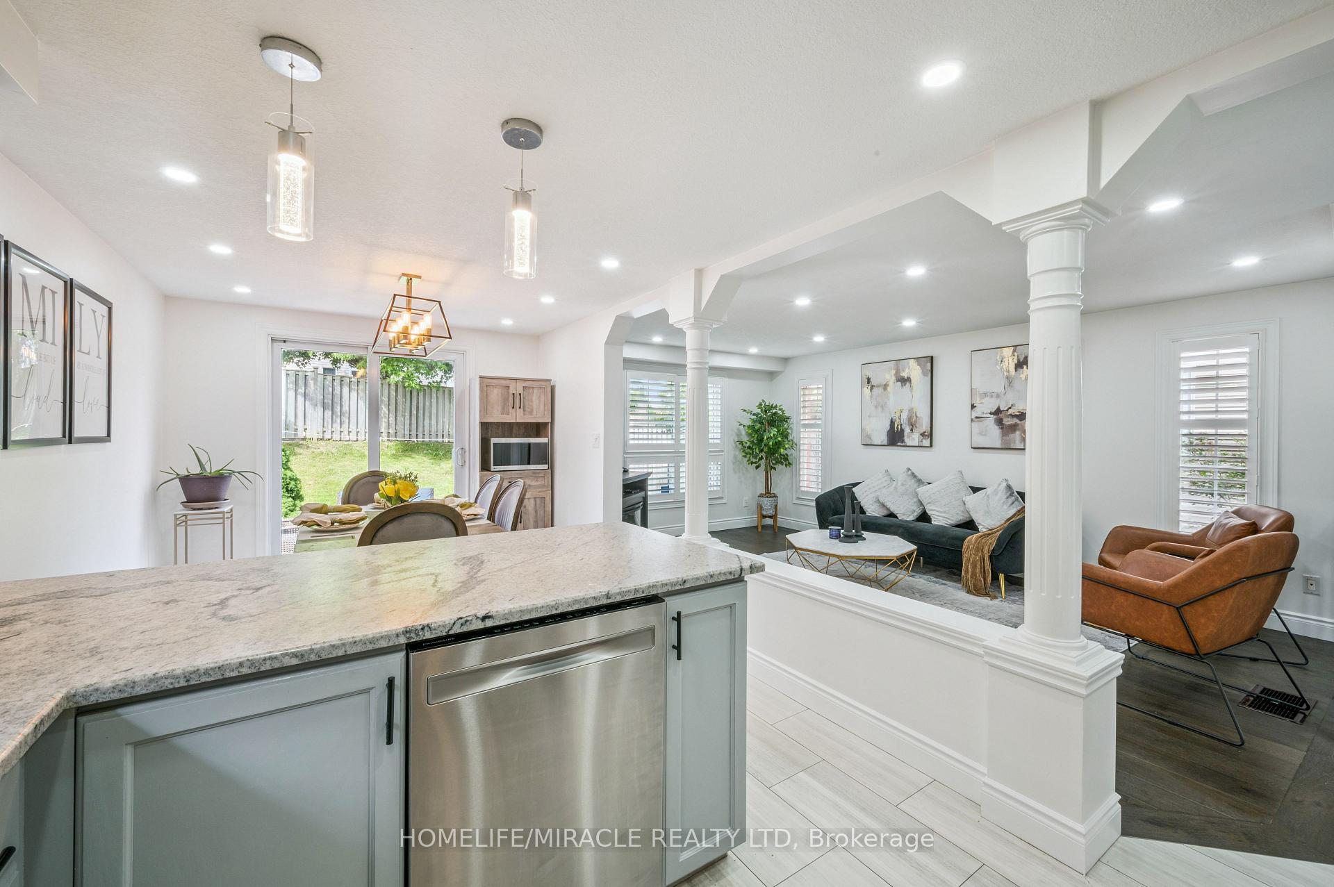 Photo 12 of 831 Whitecap Avenue, Waterloo — HOMEH