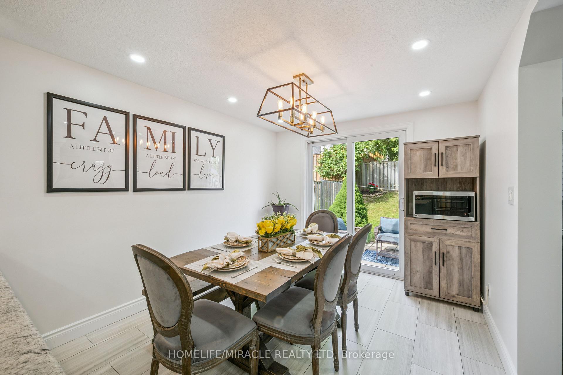 Photo 13 of 831 Whitecap Avenue, Waterloo — HOMEH