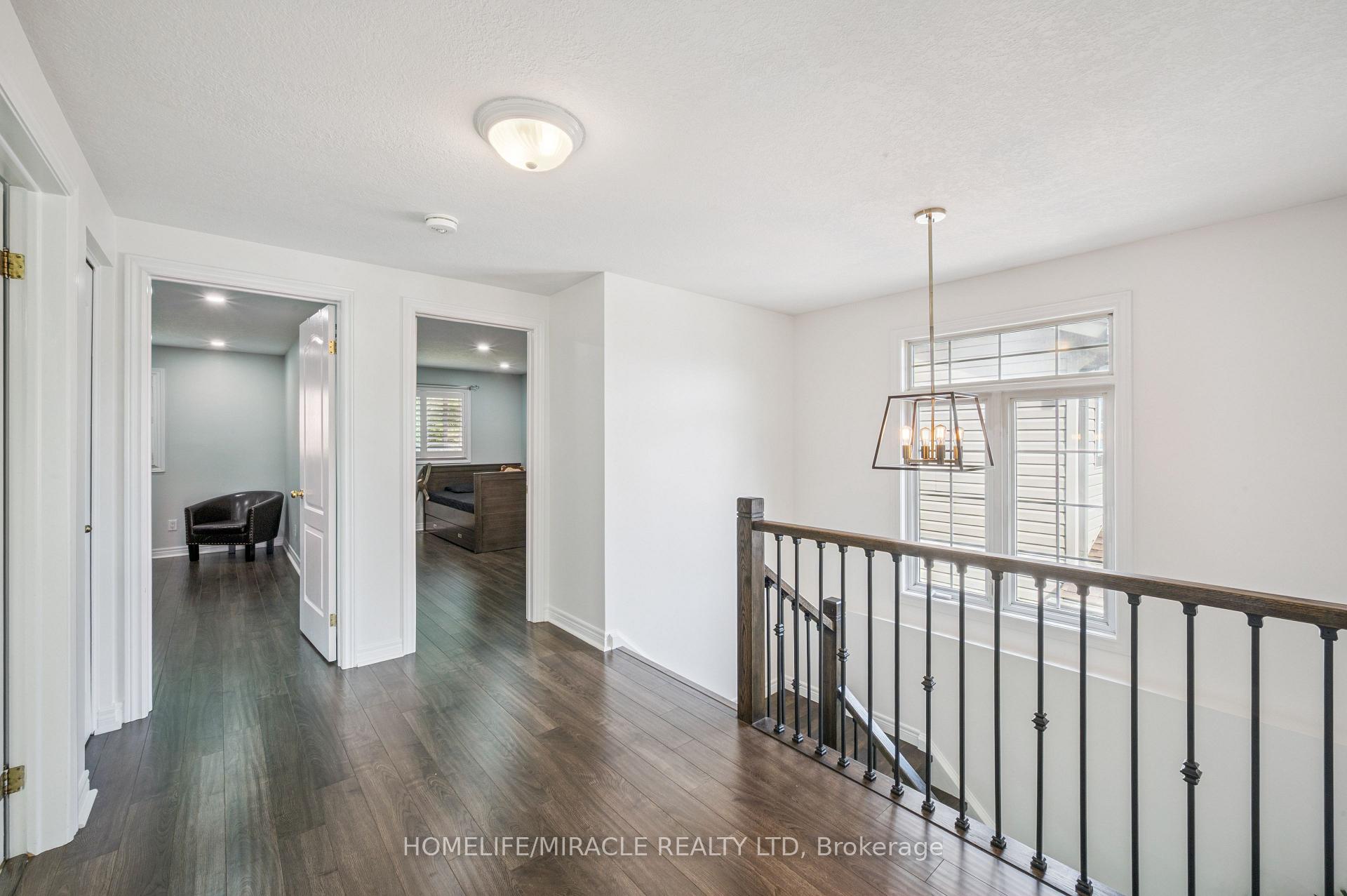 Photo 16 of 831 Whitecap Avenue, Waterloo — HOMEH