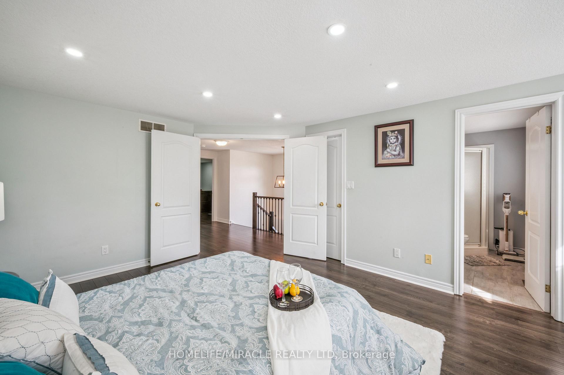 Photo 18 of 831 Whitecap Avenue, Waterloo — HOMEH