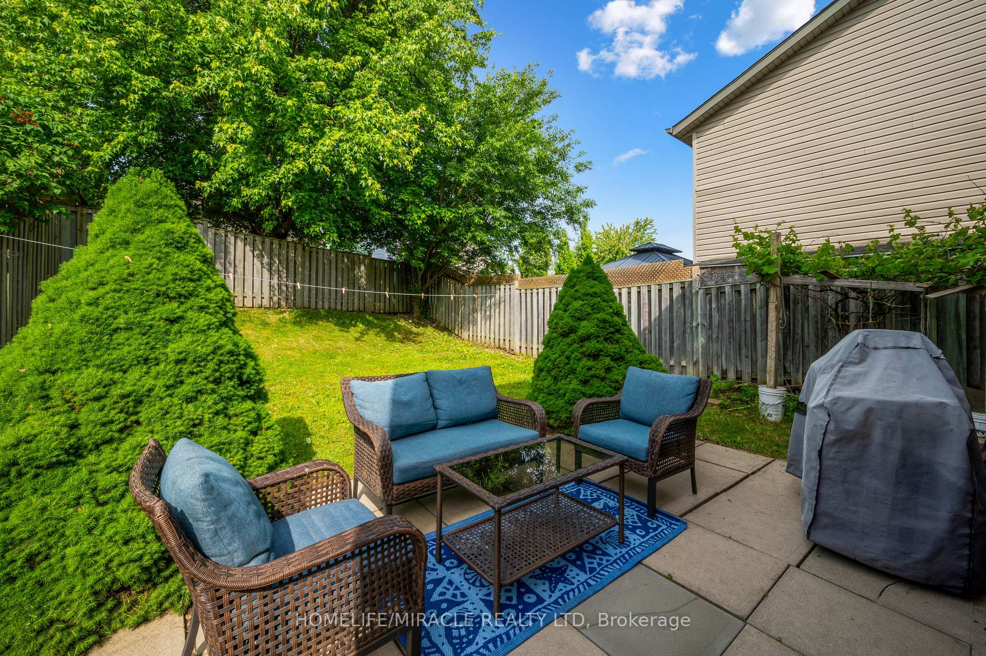 Photo 28 of 831 Whitecap Avenue, Waterloo — HOMEH
