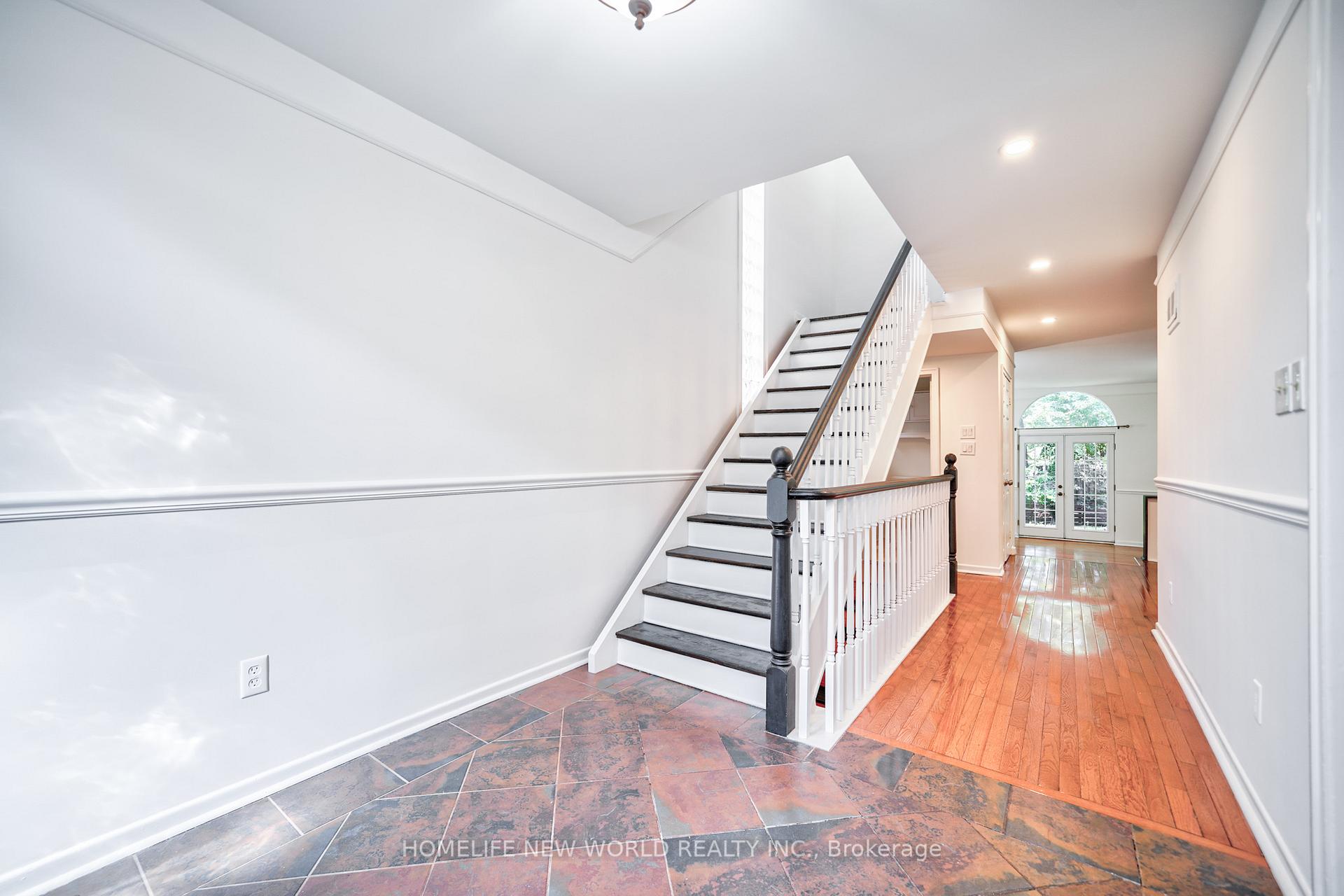 Photo 24 of 91 Elmsthorpe Avenue, Toronto, Forest Hill South — HOMEH