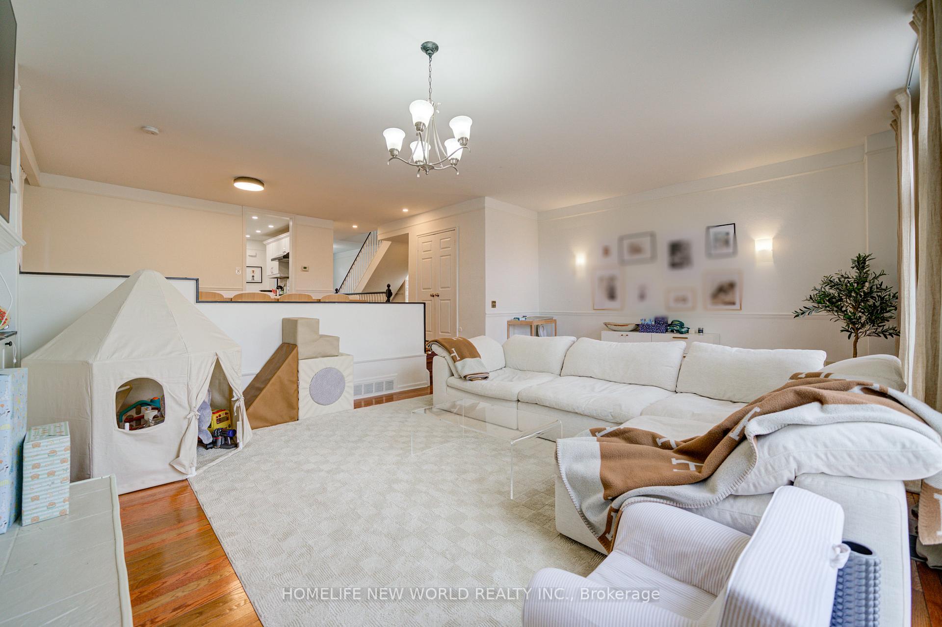 Photo 36 of 91 Elmsthorpe Avenue, Toronto, Forest Hill South — HOMEH