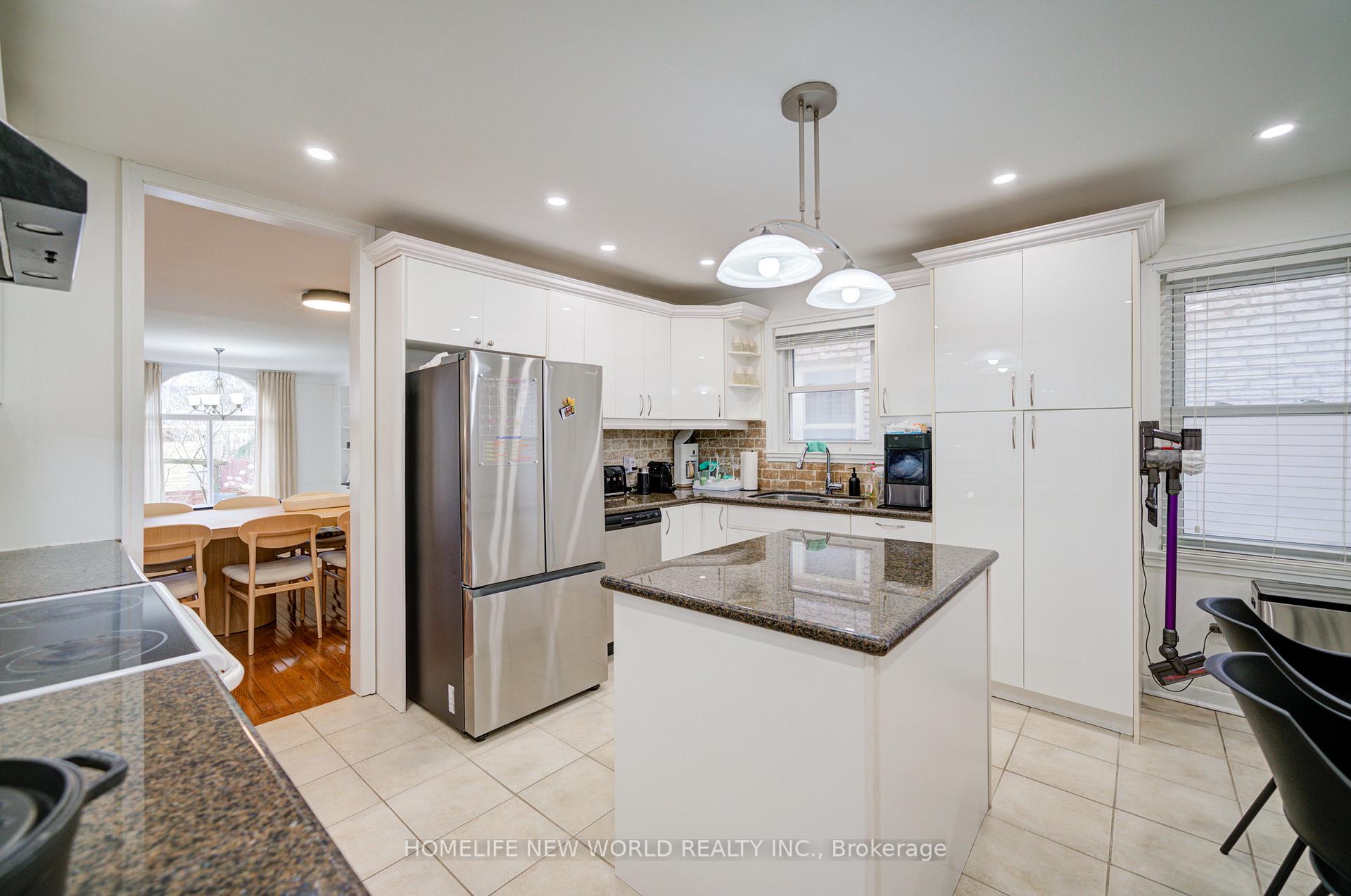 Photo 39 of 91 Elmsthorpe Avenue, Toronto, Forest Hill South — HOMEH