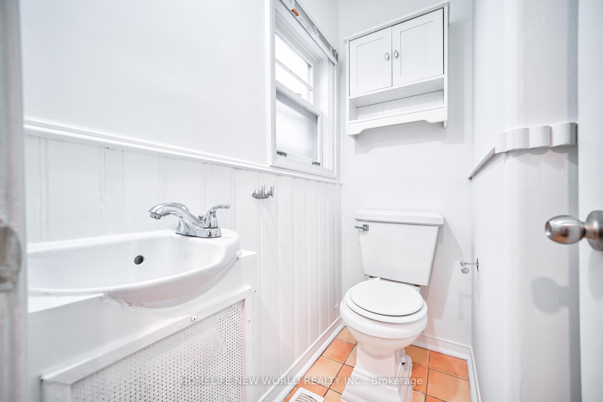 Photo 8 of 91 Elmsthorpe Avenue, Toronto, Forest Hill South — HOMEH