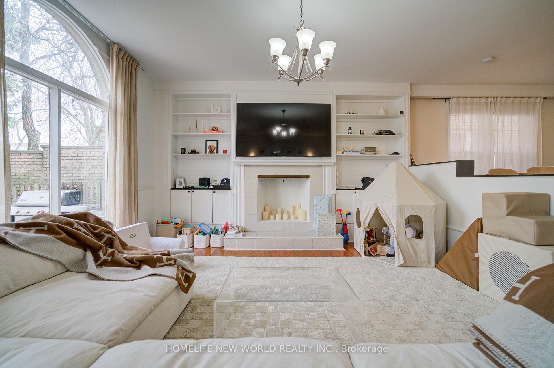 Photo 18 of 91 Elmsthorpe Avenue, Toronto, Forest Hill South — HOMEH