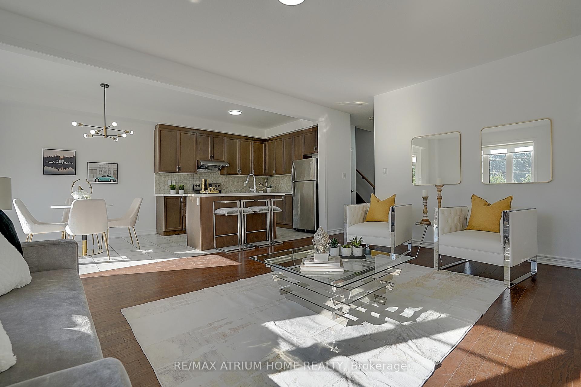 Photo 6 of 26 Decast Crescent, Markham, Box Grove — HOMEH
