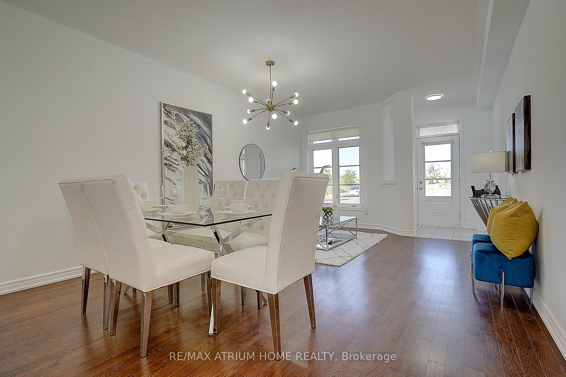 Photo 15 of 26 Decast Crescent, Markham, Box Grove — HOMEH